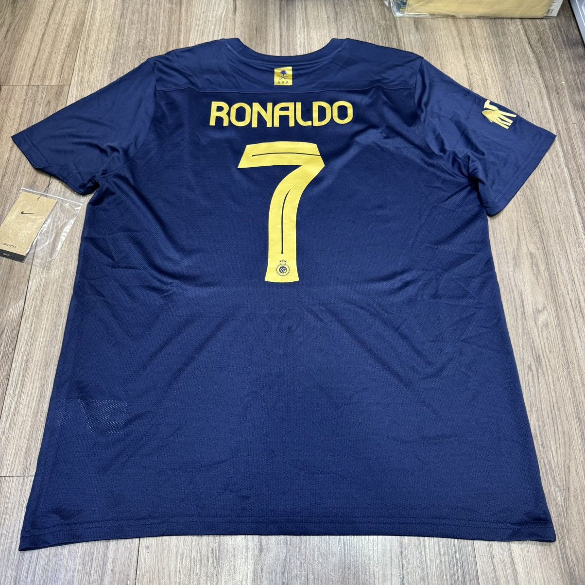 Nike AL Nassr 23/24 away shirt #7 Ronaldo (Bnwt) Size US XL / EU 56 / 4 - 2 Thumbnail