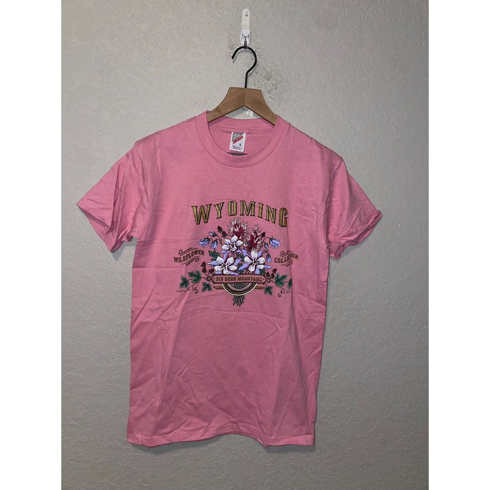 Jerzees Vintage Wyoming Wildflower Shirt Big Horn Pink Tee VTG 90s S Size US S / EU 44-46 / 1 - 1 Thumbnail