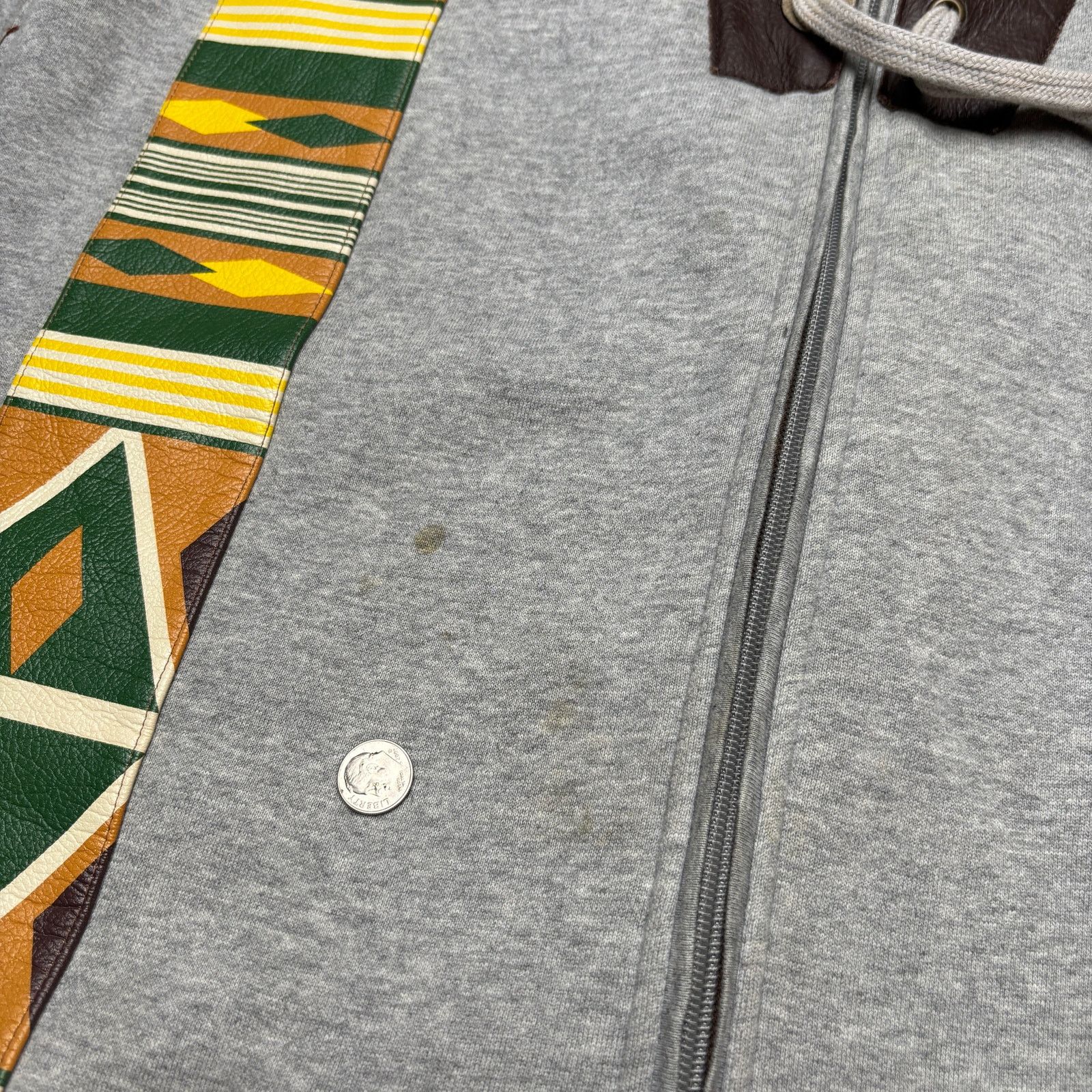 Akademiks × Vintage VTG Y2K Akademiks Native Warriors Tribal Full Zip Hoodie XL Size US XL / EU 56 / 4 - 11 Thumbnail
