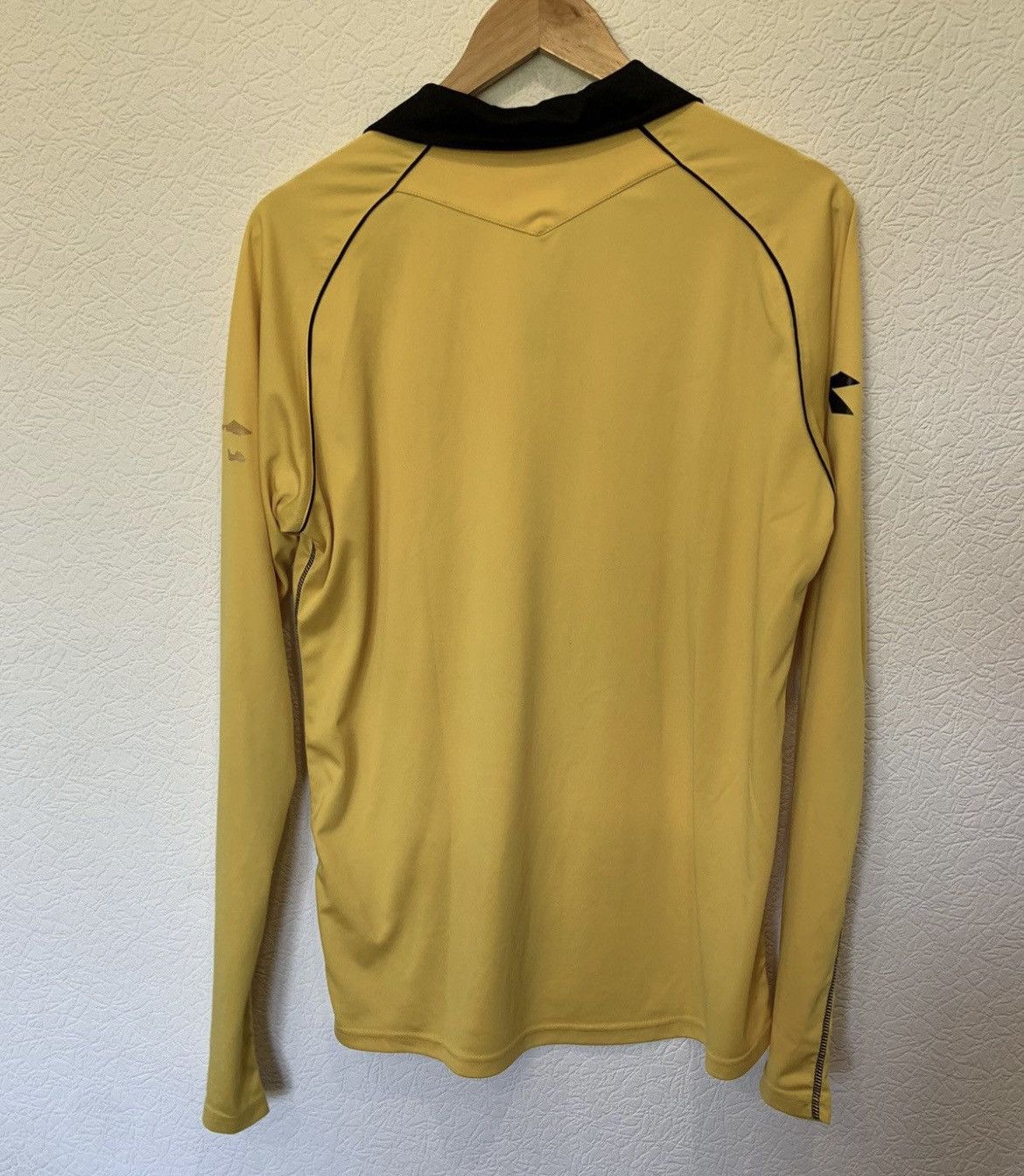 Diadora × Vintage RODA JC DIADORA 2010/2011 HOME KIT SOCCER JERSEY LONGSLEEVE Size US XL / EU 56 / 4 - 7 Thumbnail