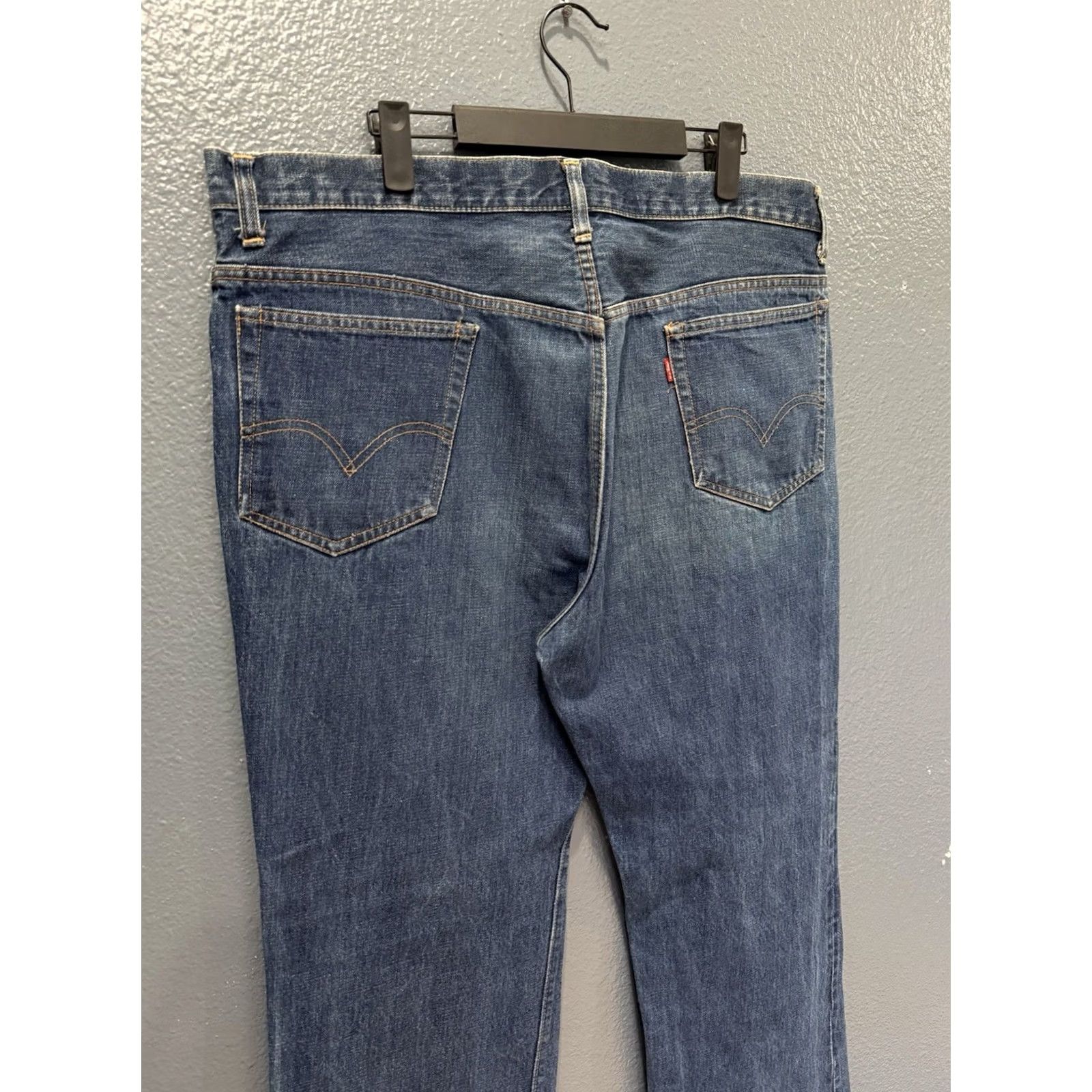 Denime VINTAGE Levi’s 517 Single Stitch Big E Dark Wash Denim Jeans Shirt? Size US 38 / EU 54 - 2 Thumbnail