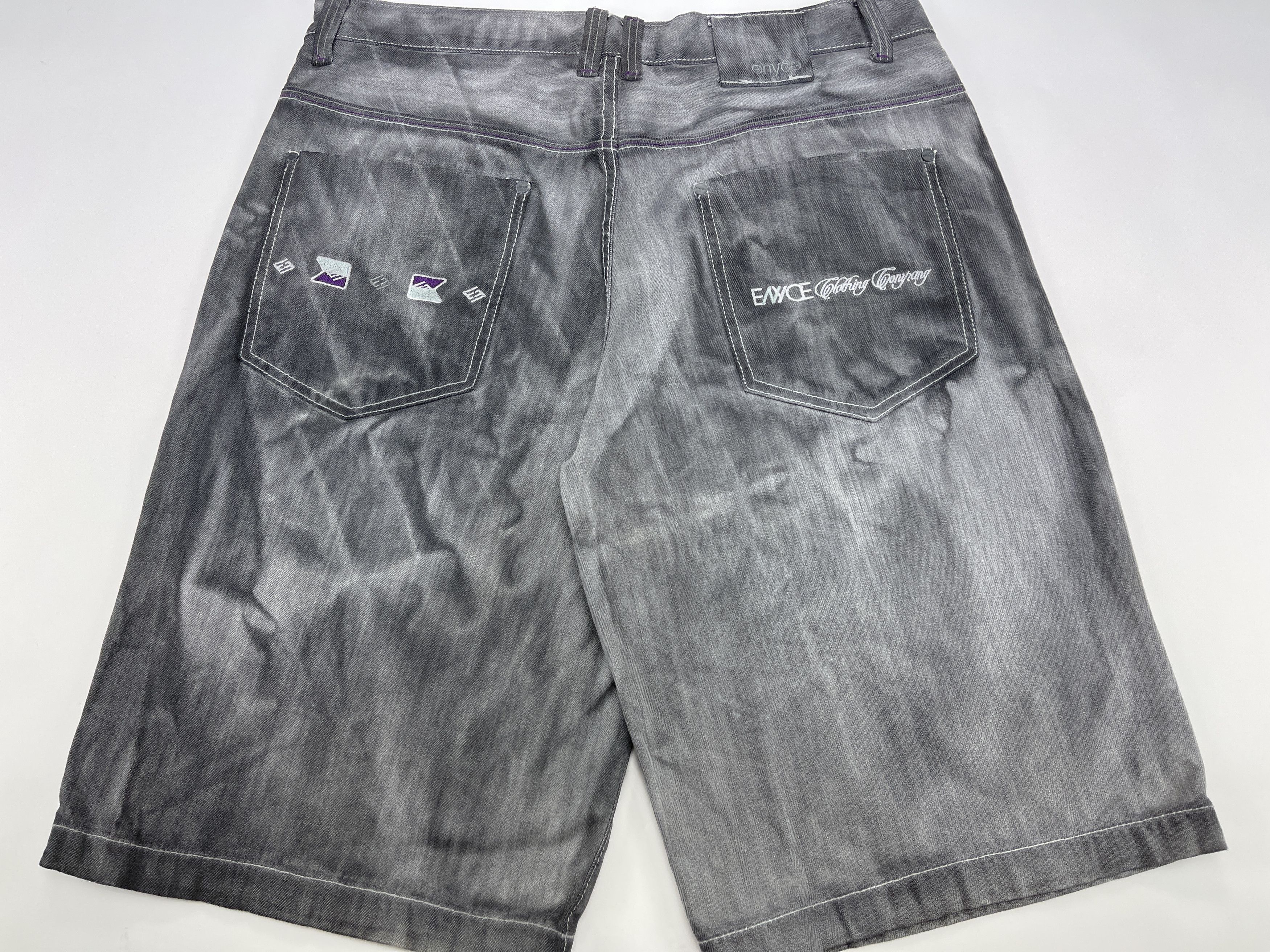 Enyce Enyce jeans shorts, vintage baggy denim, 90s hip-hop 36 Size US 36 / EU 52 - 1 Thumbnail