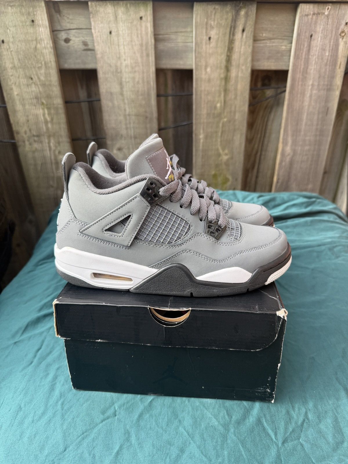 Jordan Brand Jordan 4 Retro Cool Grey Size US 6 / EU 39 - 1 Thumbnail