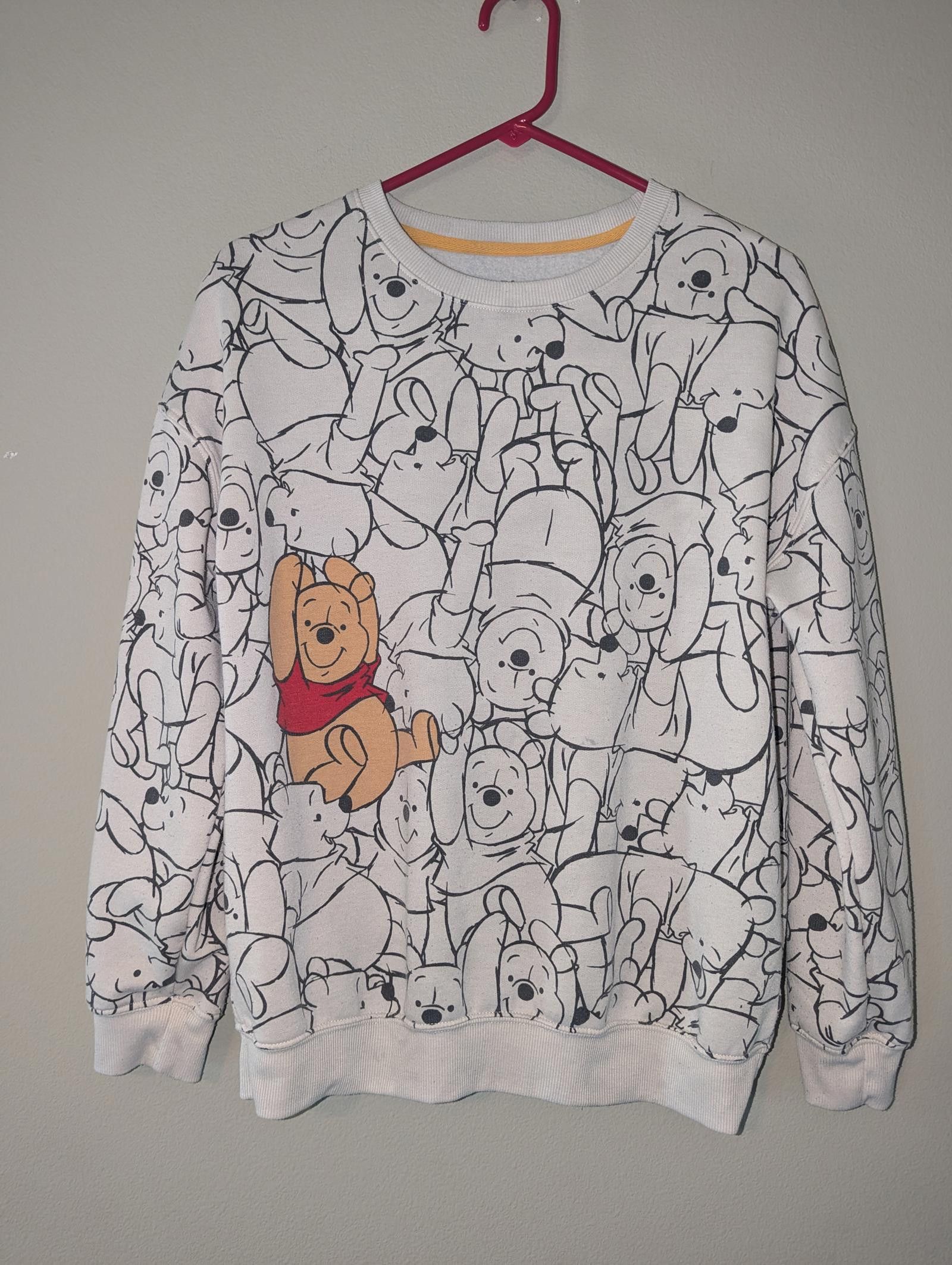 Disney Vintage Disney Winnie the Pooh Graphic Sweatshirt Size Small Size S / US 4 / IT 40 - 1 Thumbnail