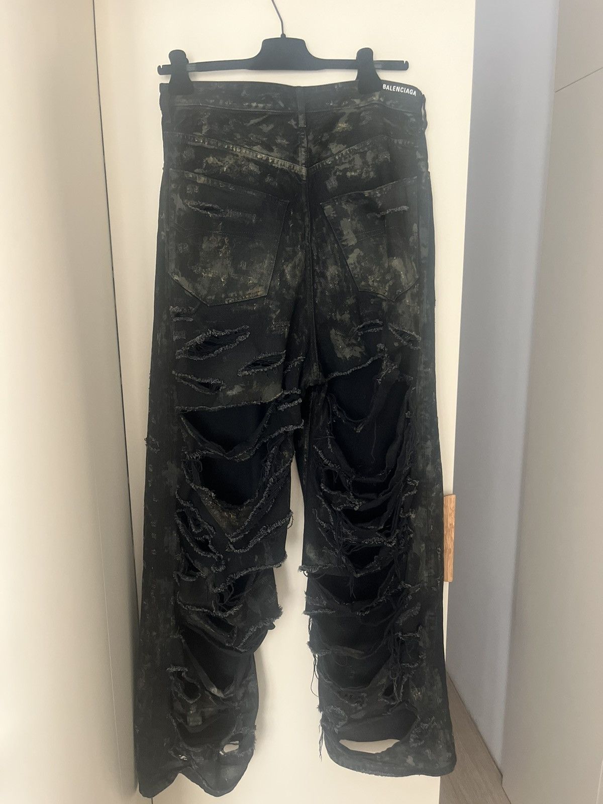 Balenciaga Balenciga Super Destroyed Jeans Size US 32 / EU 48 - 2 Thumbnail