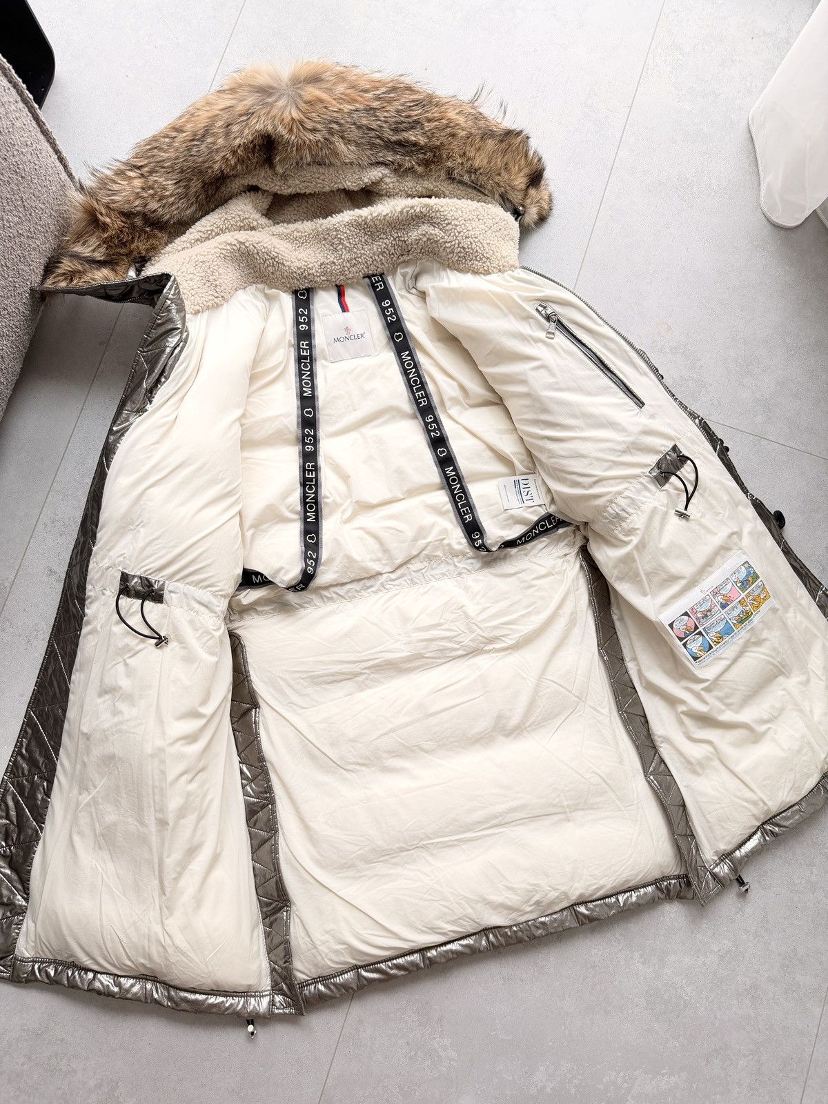 Moncler MONCLER Inuit Down Jacket Coat size 0 fits S Size US S / EU 44-46 / 1 - 7 Thumbnail