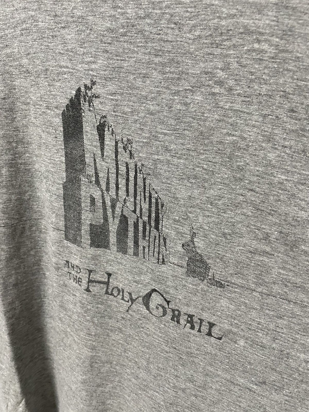 Vintage Vintage 90s Monty Python The Holy Grail Tee Comedy Movie Size US XL / EU 56 / 4 - 4 Thumbnail