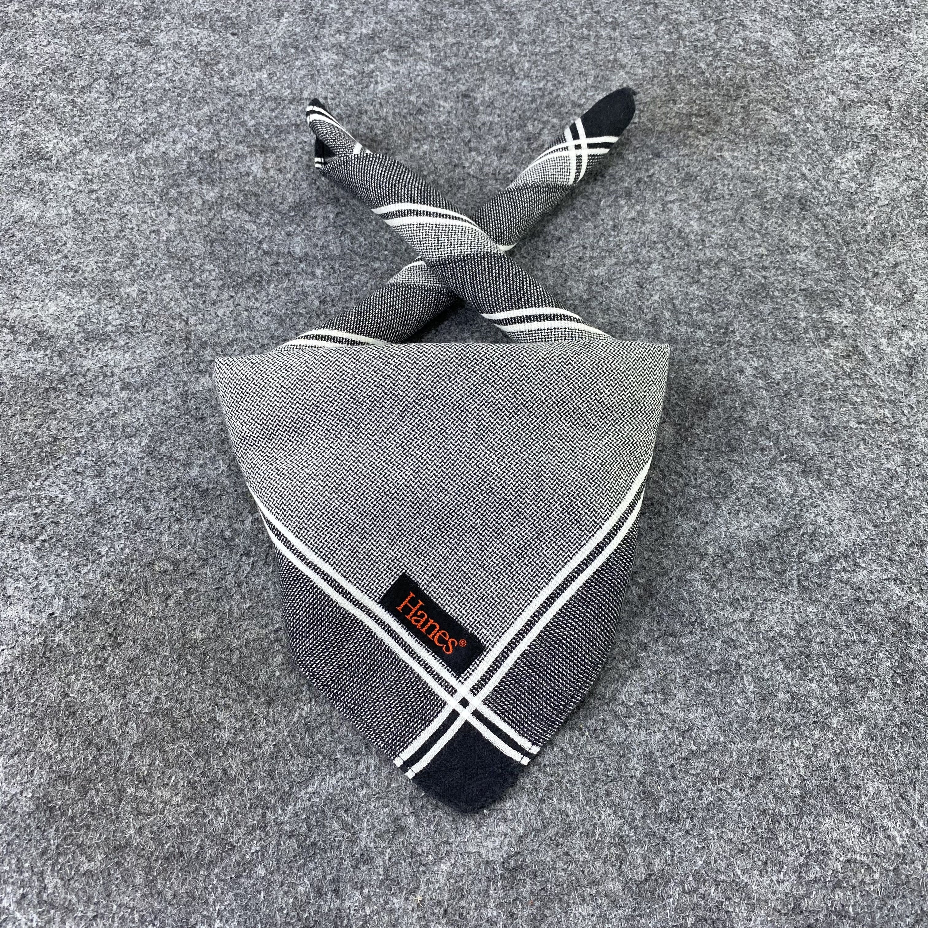 Hanes Hanes Handkerchief / Bandana / Neckerchief-B1204 Size ONE SIZE - 2 Thumbnail