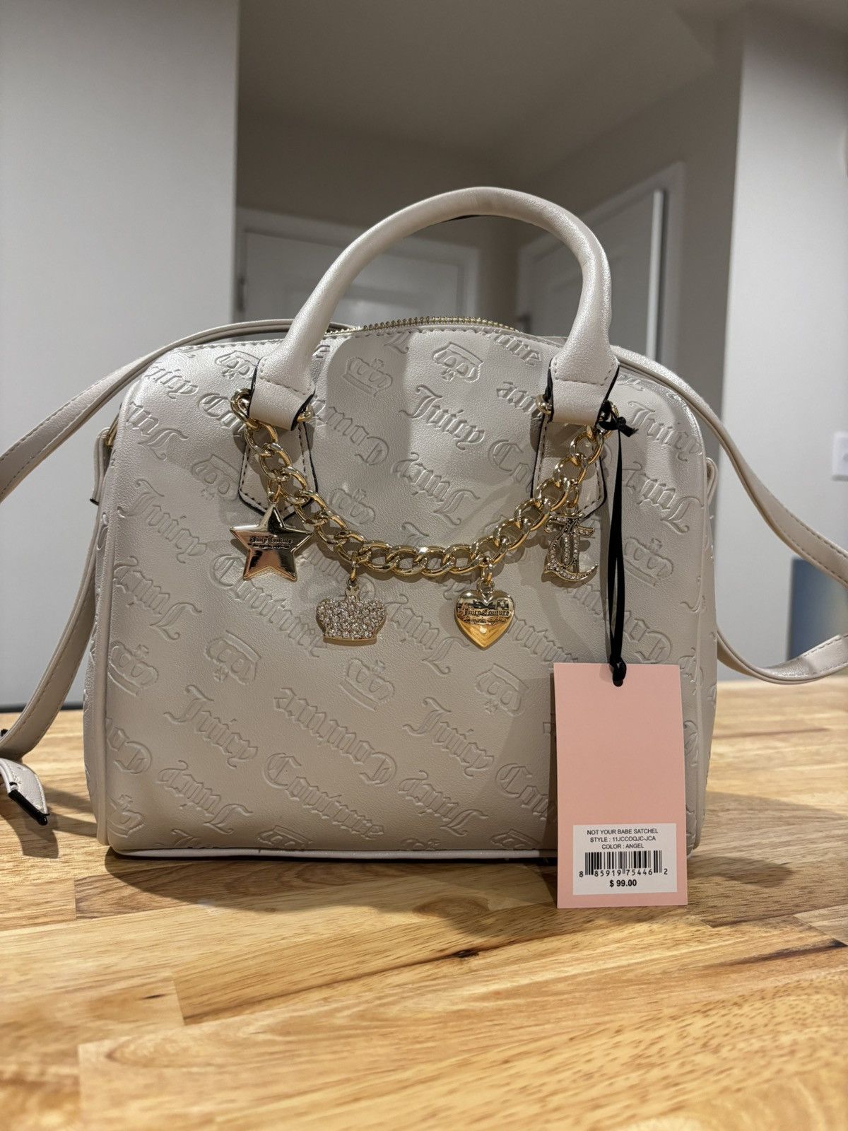 Juicy Couture Juicy Couture white shoulder bag #y2kfashion #juicycouture Size ONE SIZE - 2 Thumbnail