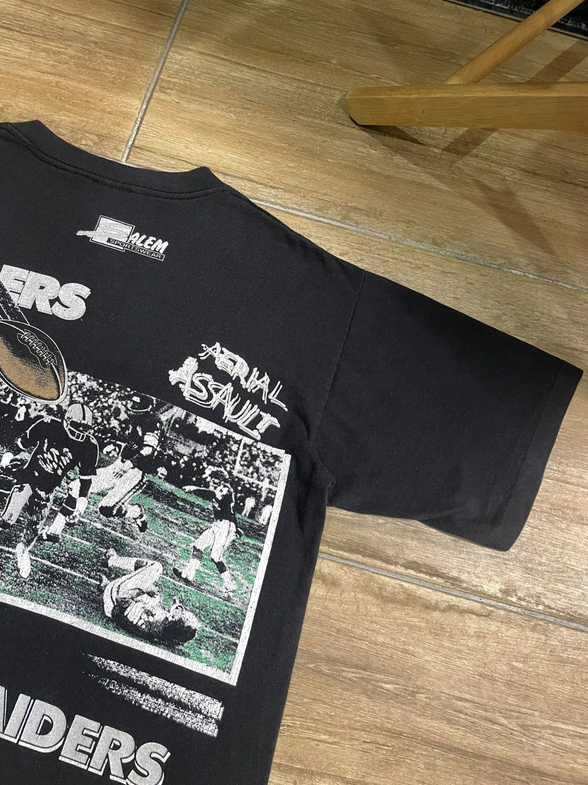 NFL × Vintage 90’s Raiders NFL Salem Overprint Tee Size US L / EU 52-54 / 3 - 18 Thumbnail