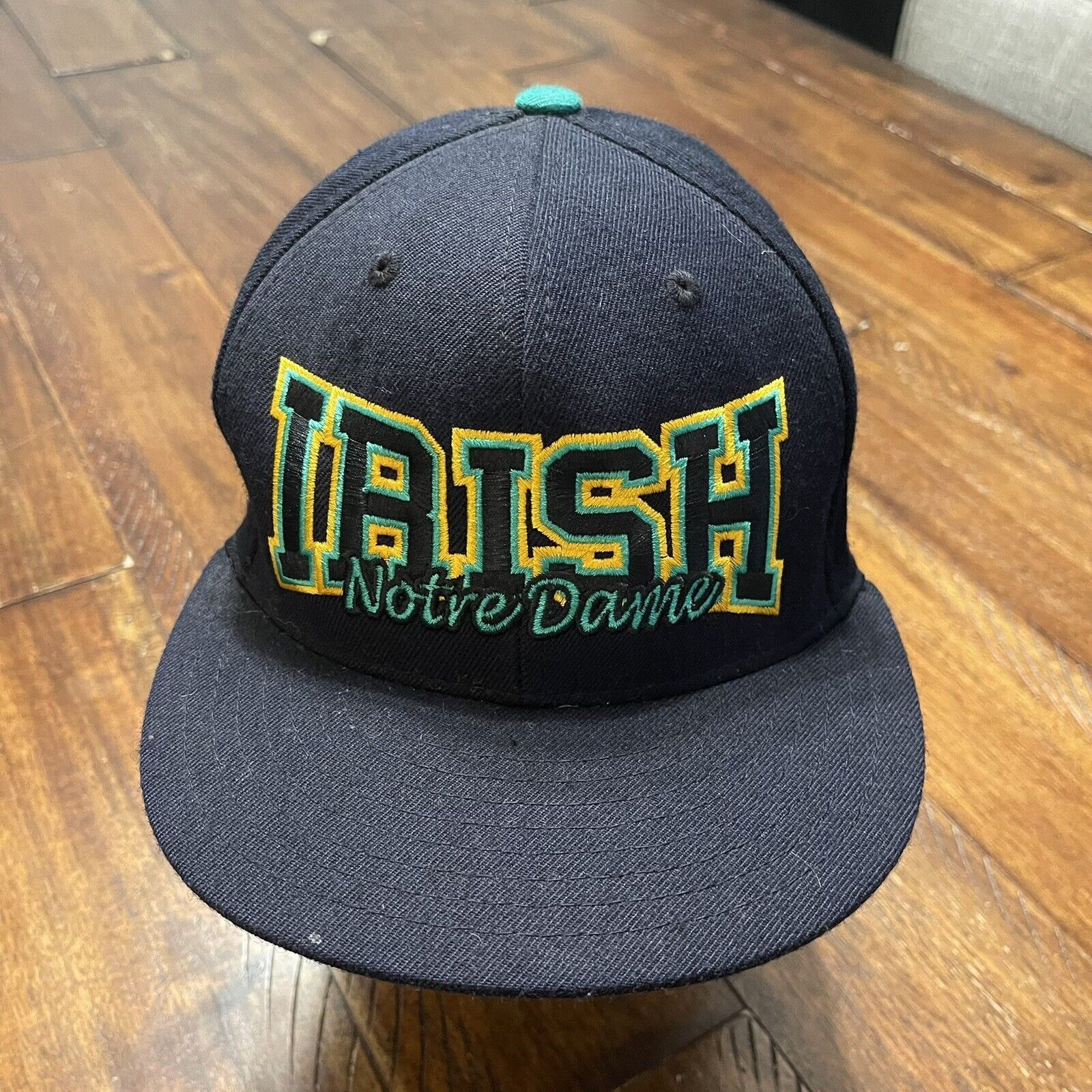 Top Of The World Vtg Notre Dame Irish Embroidered Snapback Hat Top The World Size ONE SIZE - 2 Thumbnail