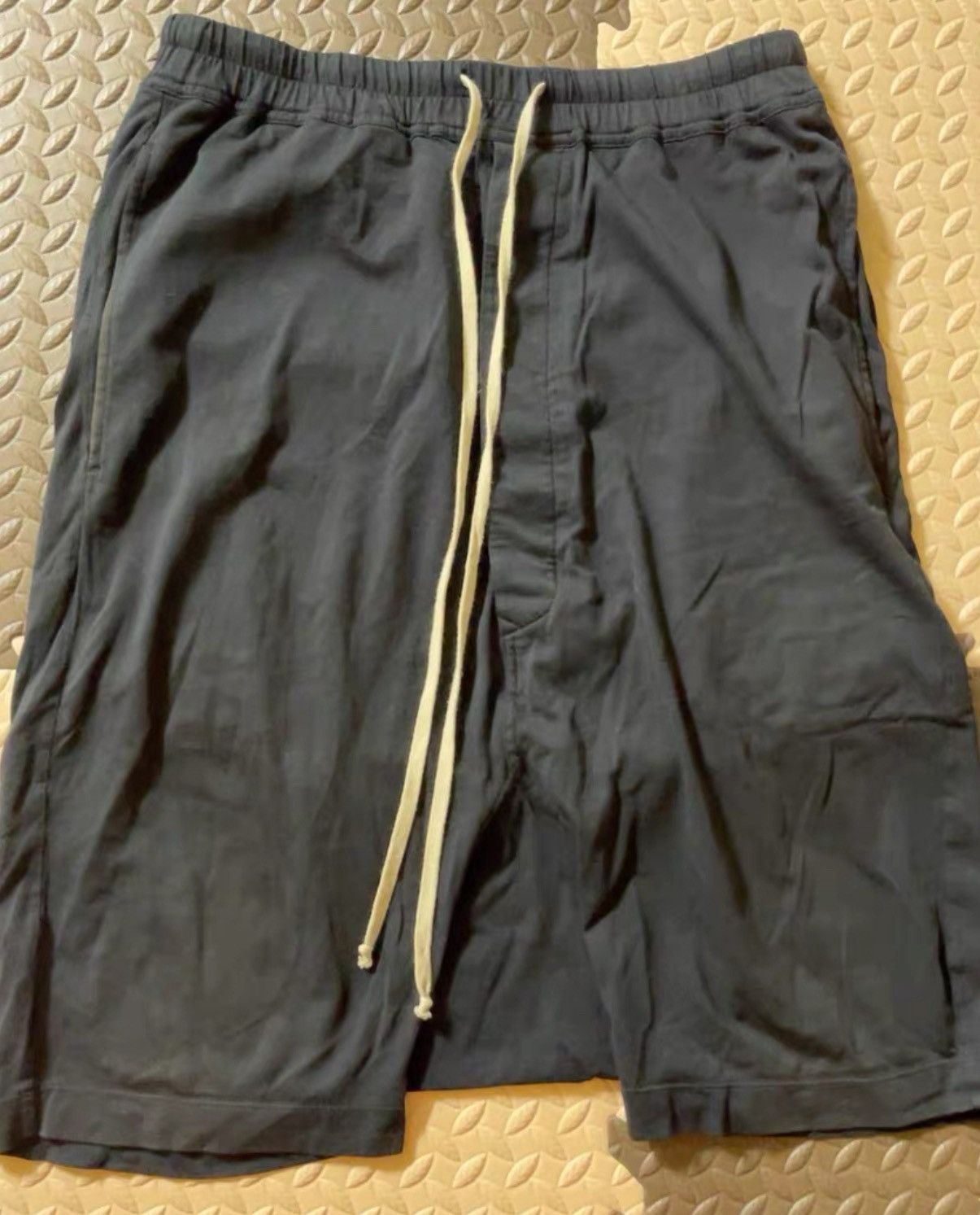 Pre-owned Rick Owens Basic Drop Crotch Shorts In Black