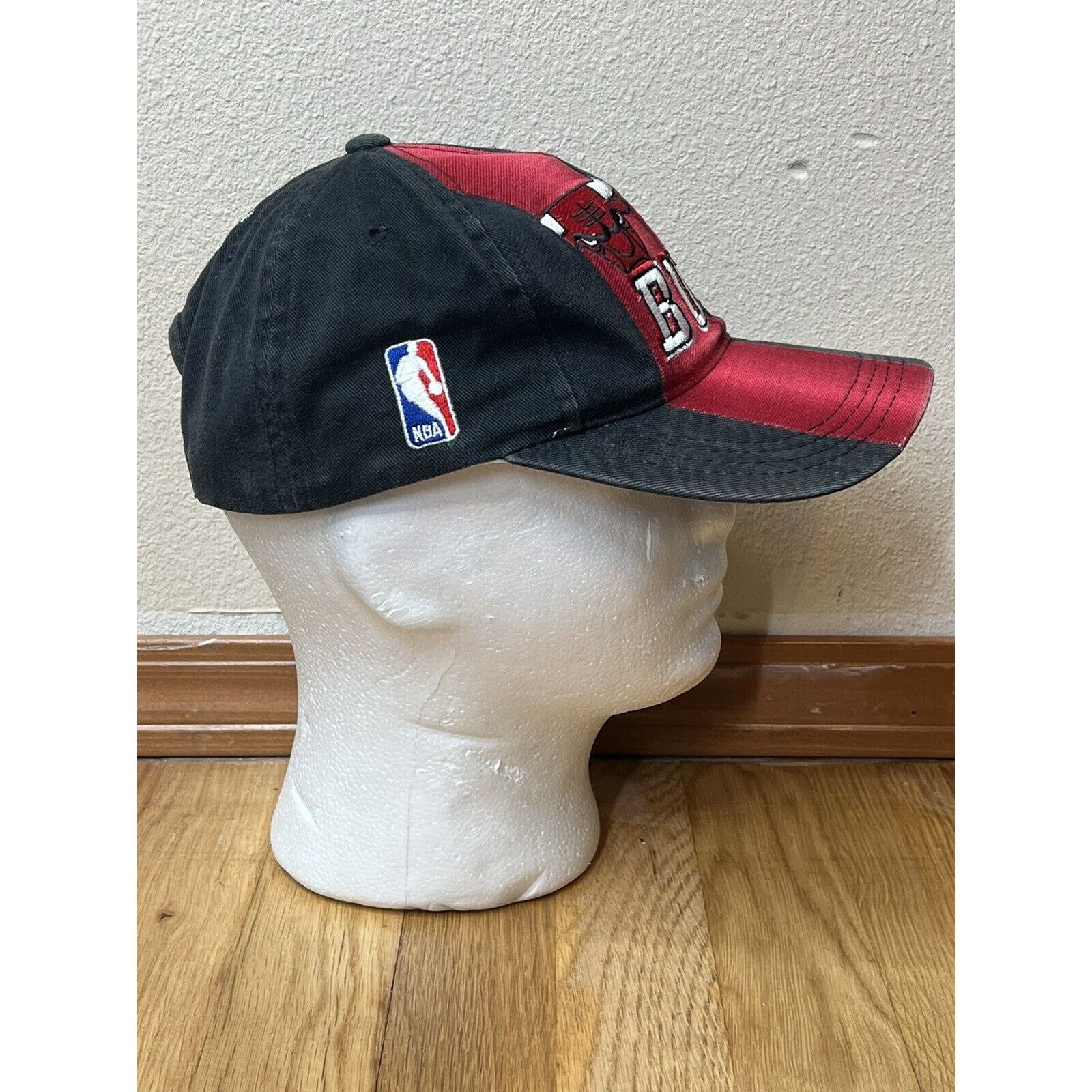 Sports Specialties Sports Specialties Vintage Chicago Bulls NBA SnapBack Hat Size ONE SIZE - 5 Thumbnail