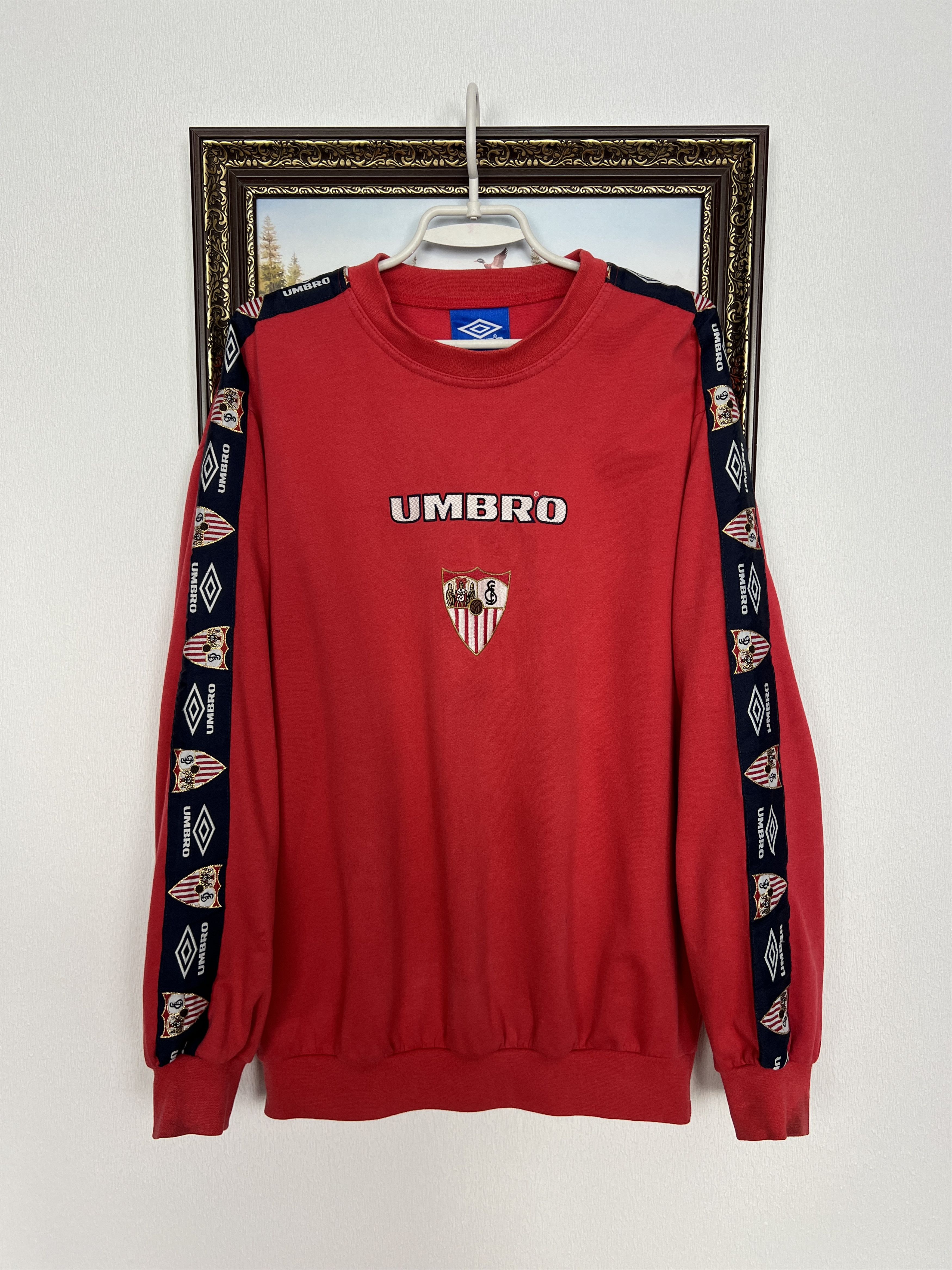 Umbro Vintage Sevilla Football Sweatshirt Red Soccer Crewneck Size US L / EU 52-54 / 3 - 1 Thumbnail
