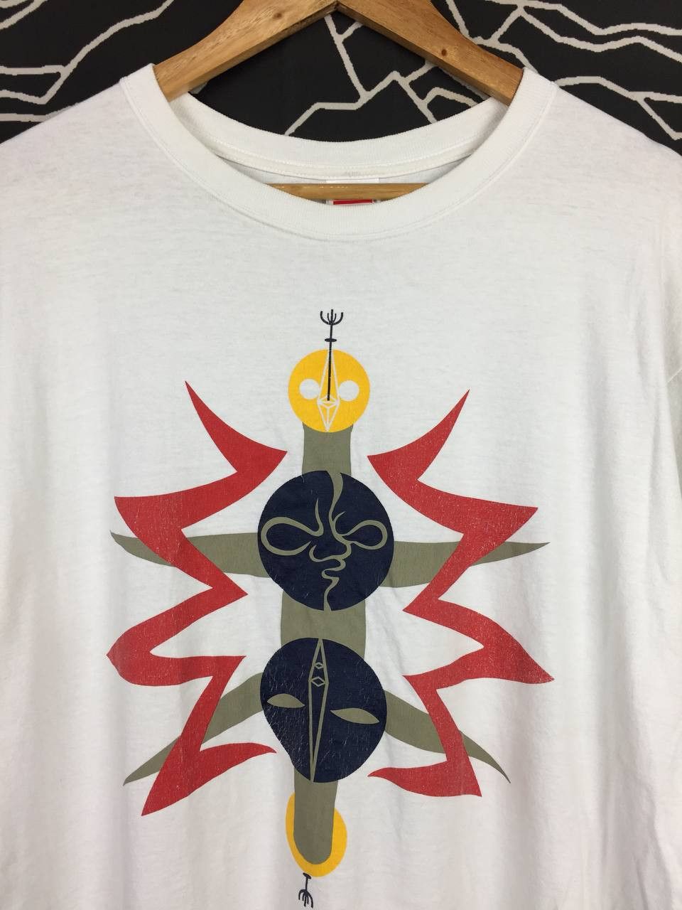 Japanese Brand Vtg Y2K Taro Okamoto Tower of The Sun Art Tee Size US L / EU 52-54 / 3 - 3 Thumbnail