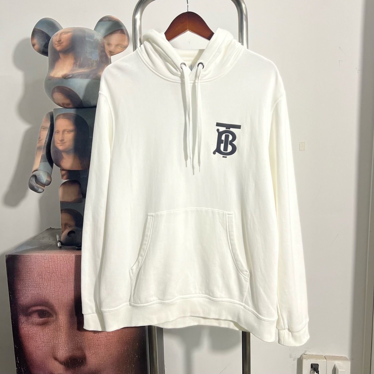 Burberry Burberry White Hoodie l Men Size US L / EU 52-54 / 3 - 1 Thumbnail