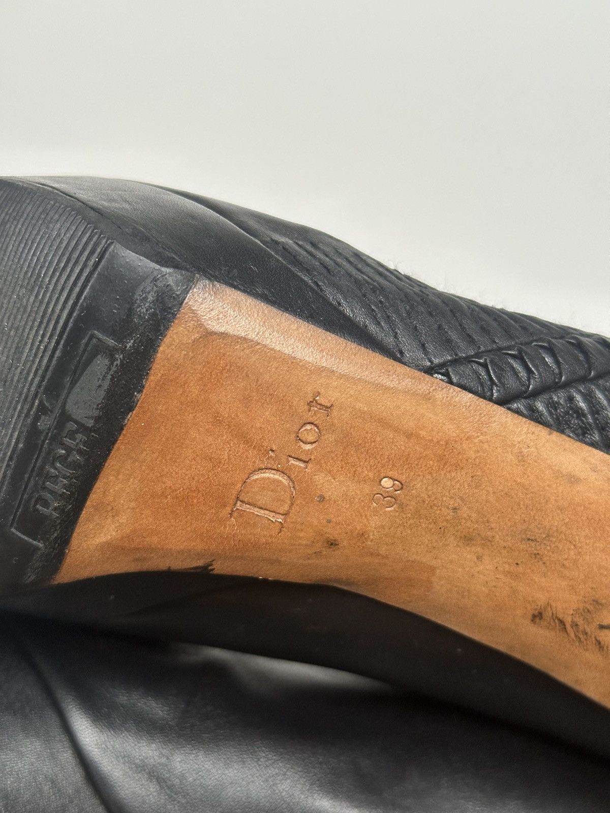 Designer × Dior DIOR BLACK LEATHER HERMITAGE SLOUCH GAUFFRE BOOTS Size US 9 / IT 39 - 10 Thumbnail
