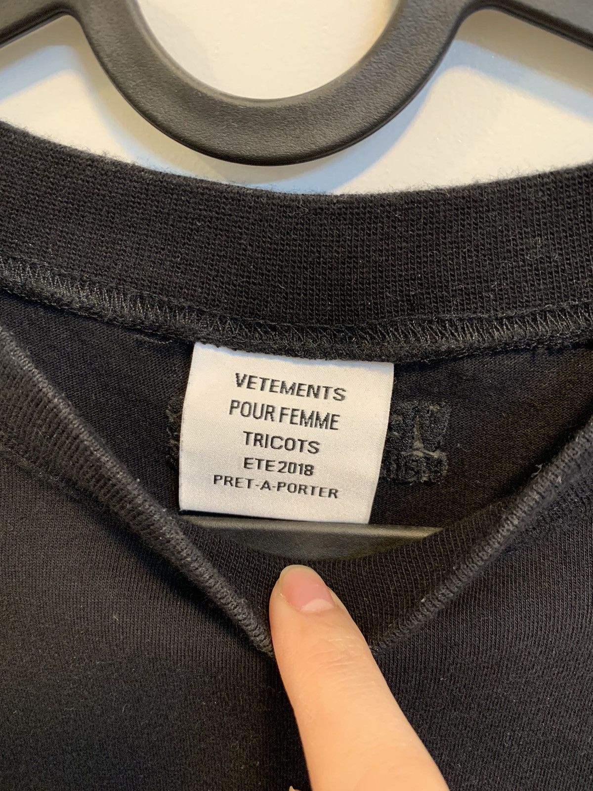 Vetements Vetements Capricorn Tee Size US M / EU 48-50 / 2 - 3 Thumbnail