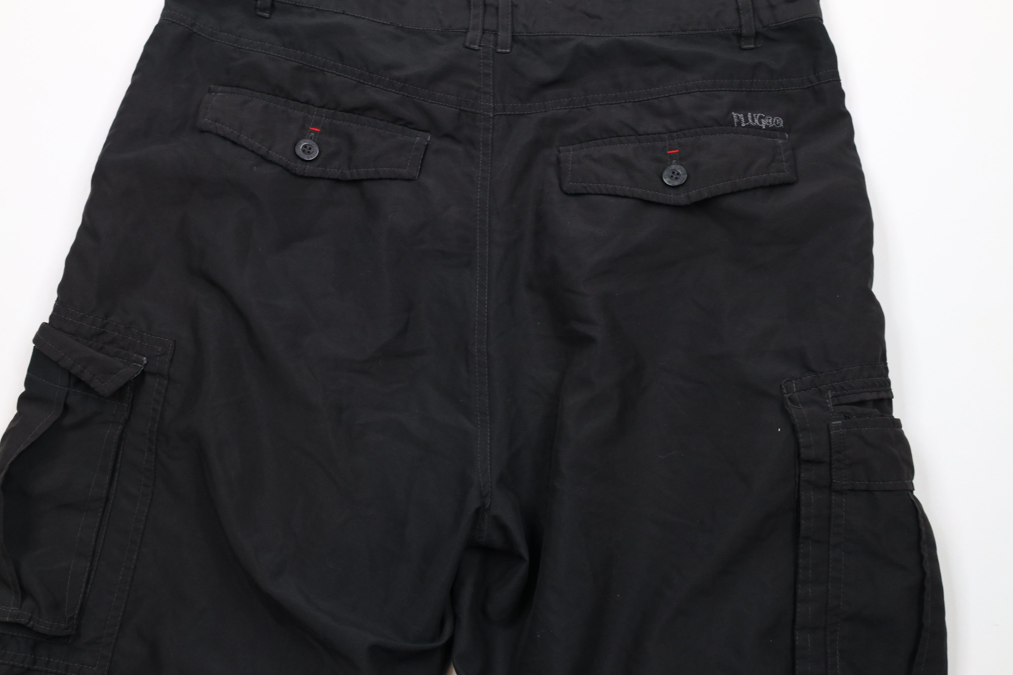 Vintage Vintage 90s Streetwear Fit Skateboard Cargo Shorts Black Size US 36 / EU 52 - 10 Thumbnail