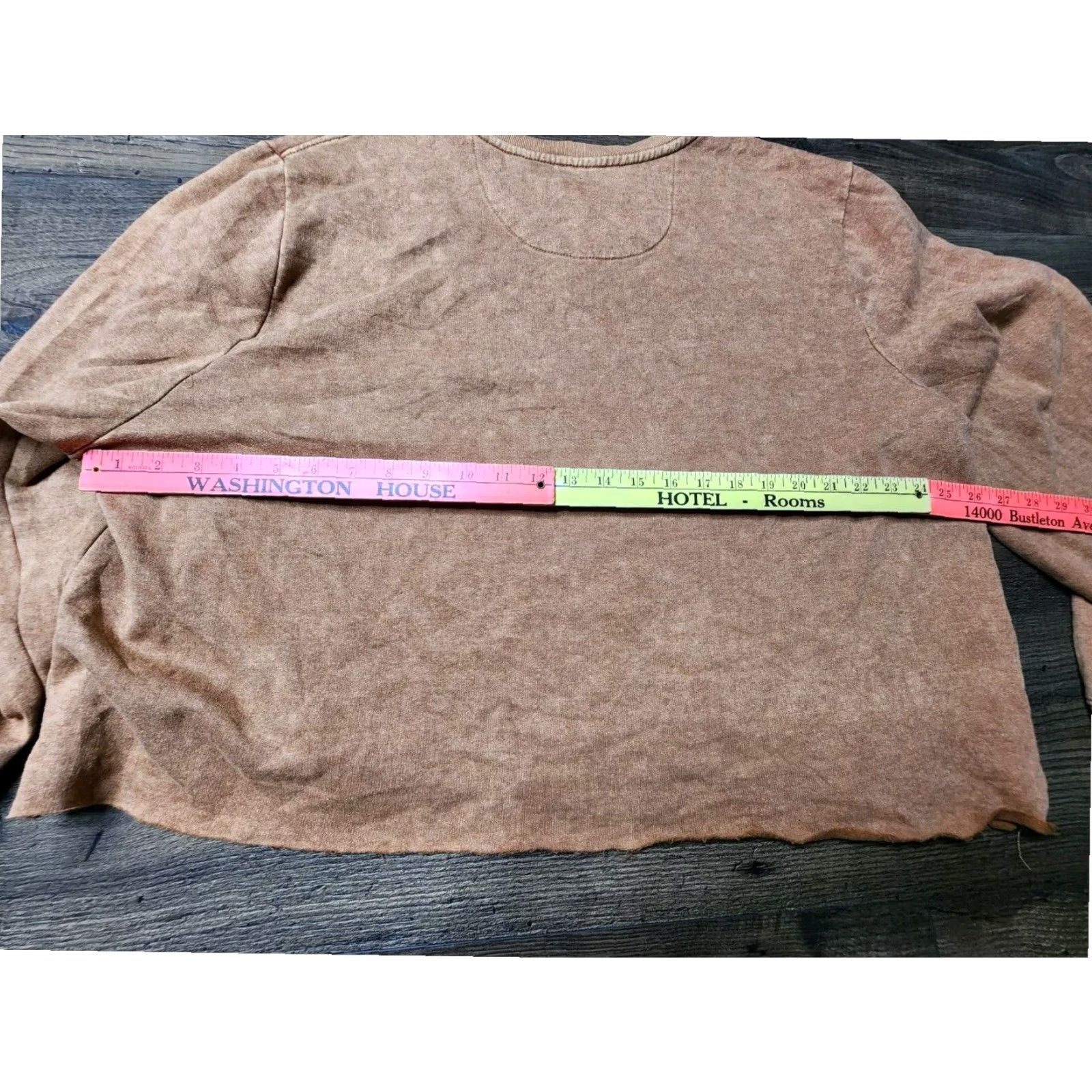 Vintage AC/DC Cropped Sweatshirt Shirt Brown Tie Dye Womens XL Long Sleeve Relaxed Fit Rock Music Cotton Blend Size XL / US 12-14 / IT 48-50 - 3 Thumbnail