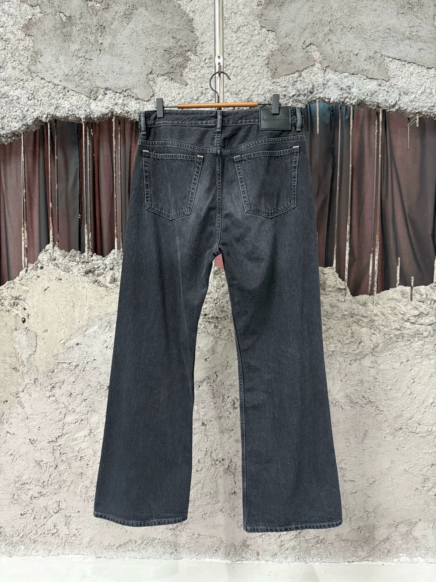 Acne Studios Acne Studios Flared Jeans 32 New Size 24" / US 00 / IT 34 - 2 Thumbnail
