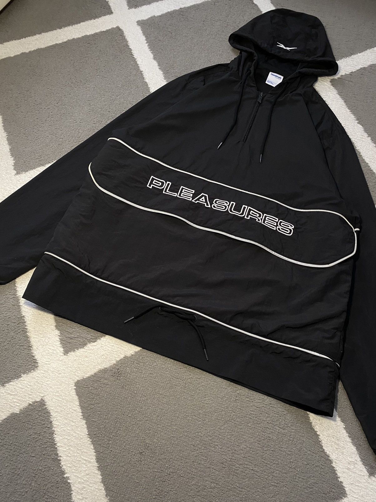 Pleasures × Reebok Reebok x Pleasures Vector Anorak Light Jacket Size US M / EU 48-50 / 2 - 6 Thumbnail
