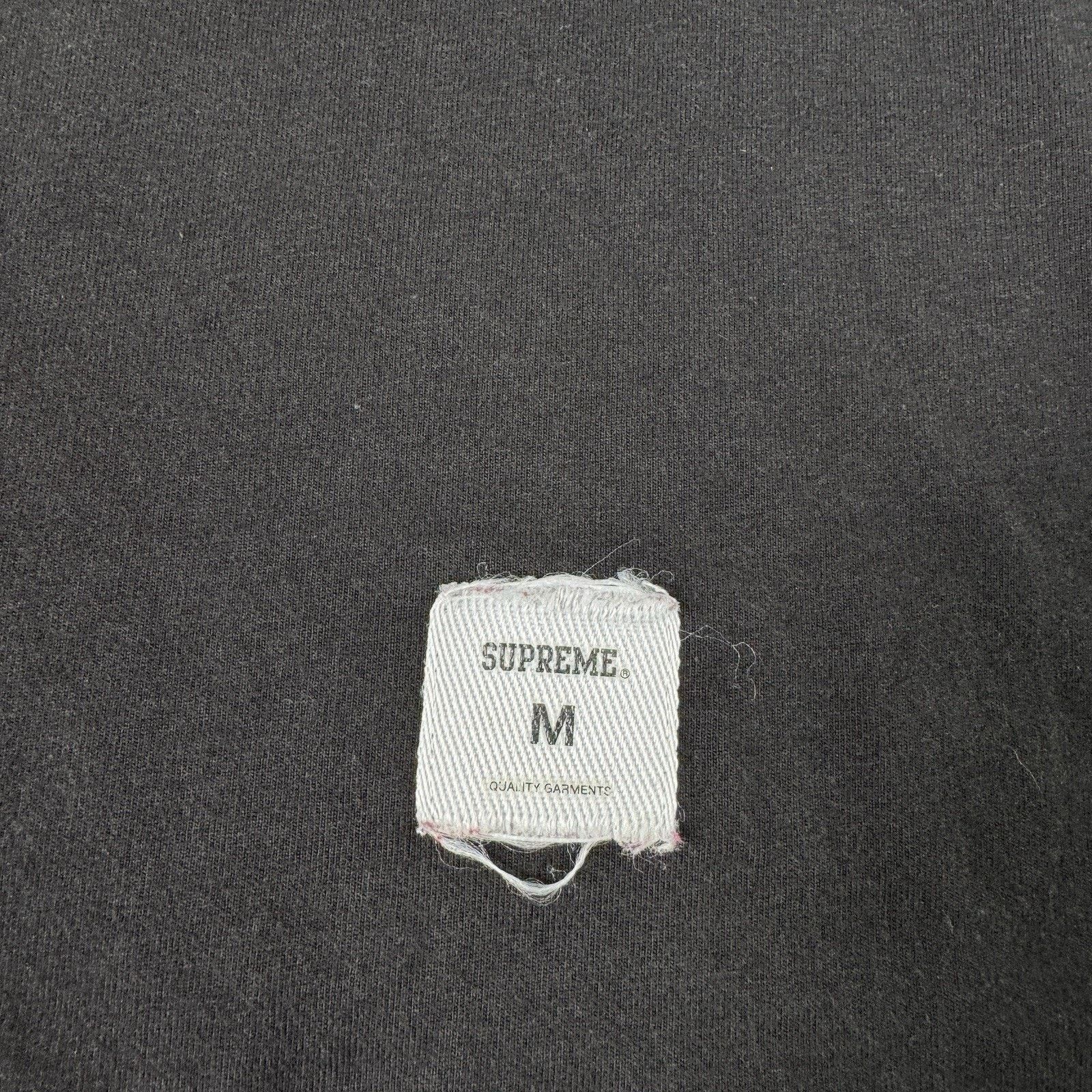 Supreme Supreme FW18 Black Light SS Top Tee Shirt Mens Size M Size US M / EU 48-50 / 2 - 12 Thumbnail