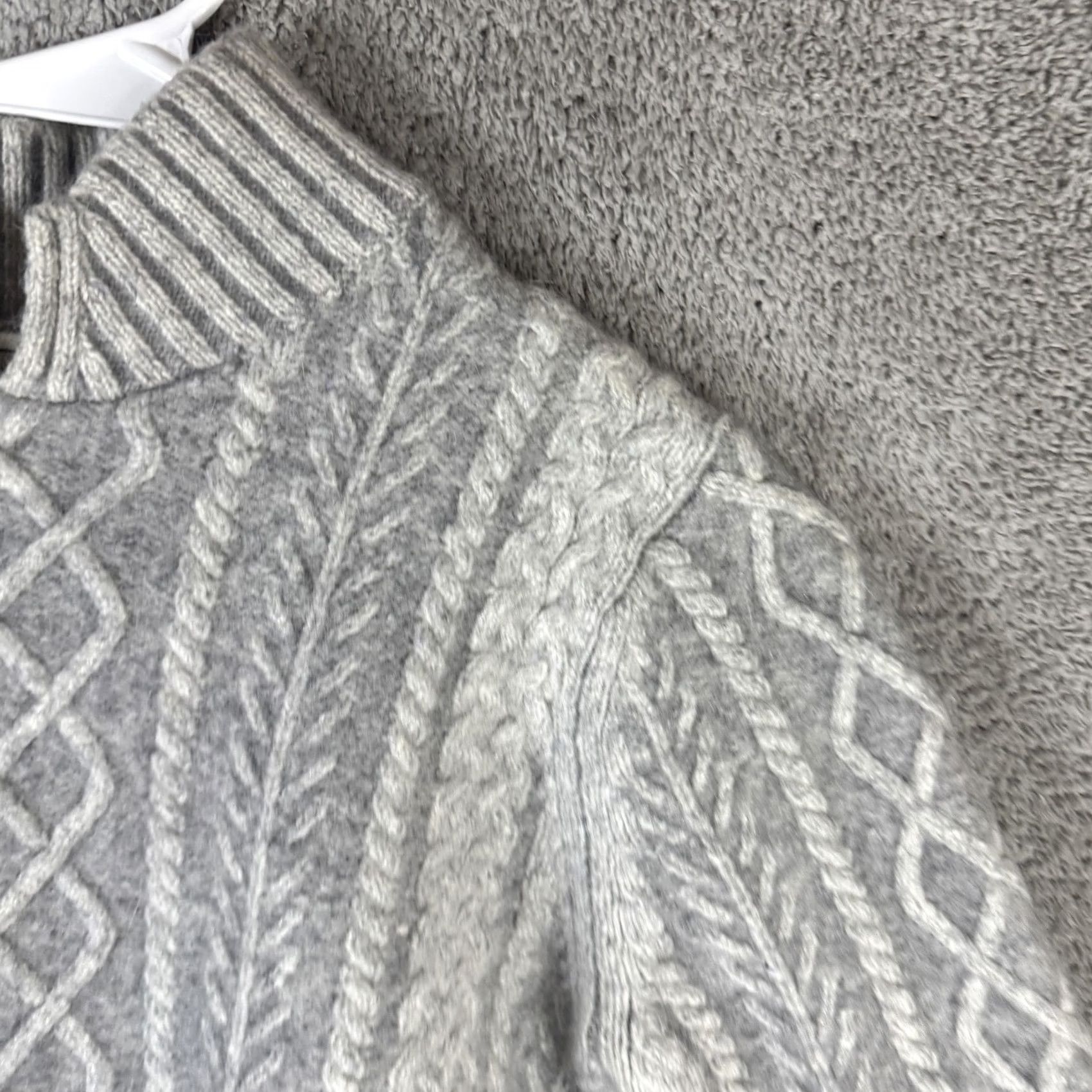 Vintage L.L. Bean Sweater Womens L Gray Mock Neck Cable Knit Wool Angora Pullover Size L / US 10 / IT 46 - 4 Thumbnail