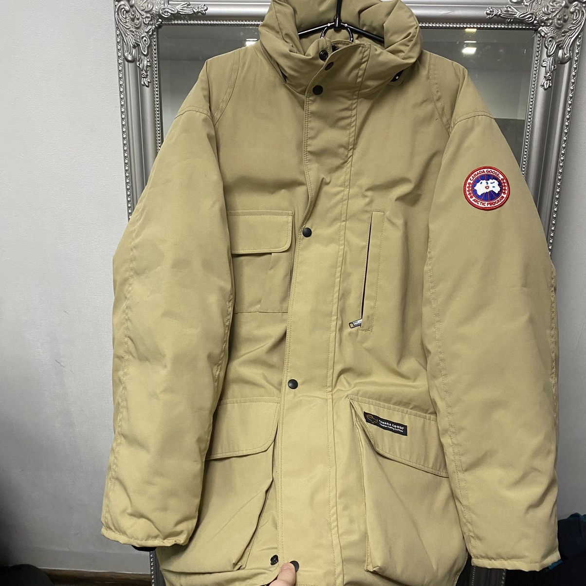 Canada Goose Canada Goose Puffer Jacket Vintage Halifax Parka Size US L / EU 52-54 / 3 - 3 Thumbnail