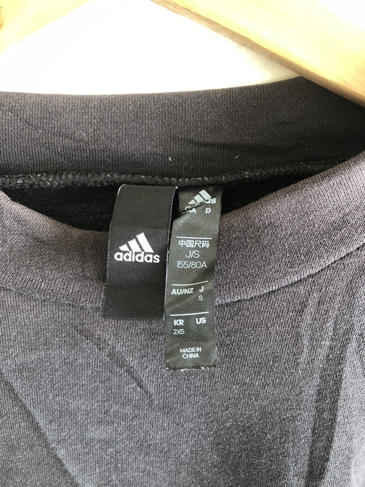 Adidas Adidas Three Stripe Sweatshirt embroided Size US M / EU 48-50 / 2 - 4 Thumbnail
