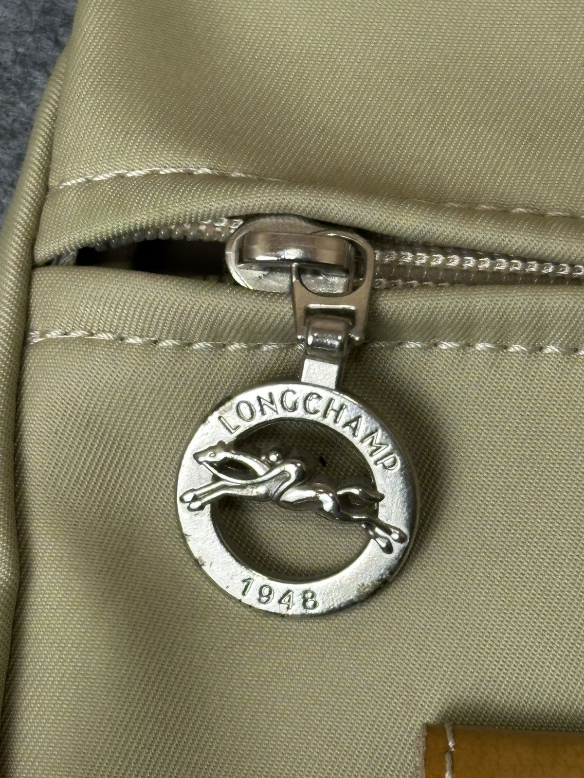 Longchamp vintage Longchamp beige nylon crossbody bag. Size ONE SIZE - 12 Thumbnail