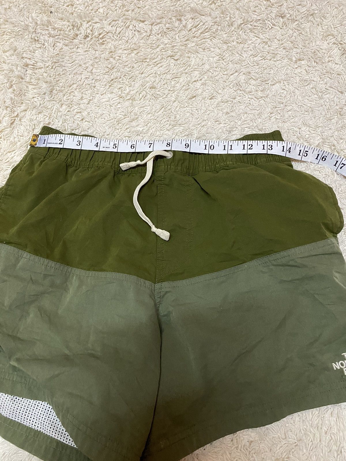 The North Face ‼️THE NORTH FACE SHORT SIZE 28-31inchies‼️ Size US 28 / EU 44 - 7 Thumbnail
