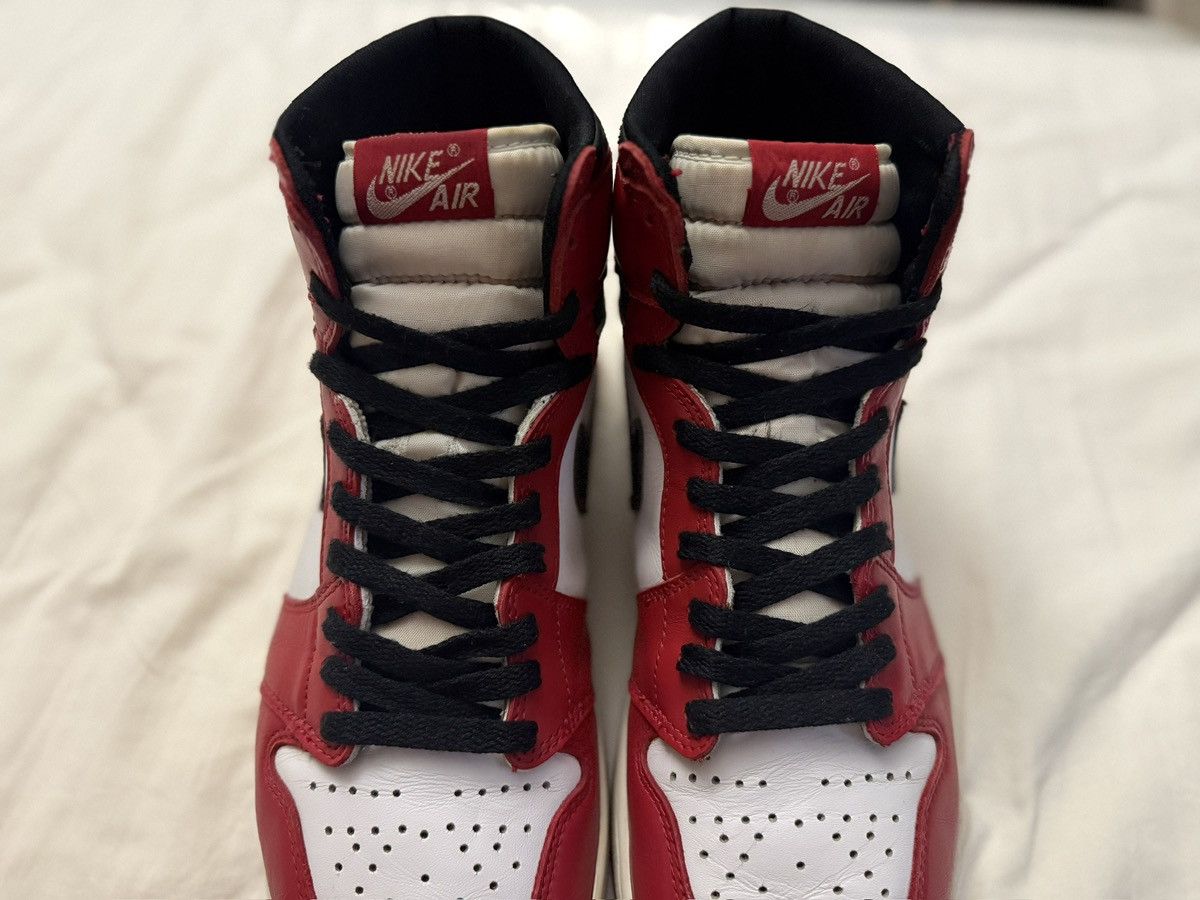 Jordan Brand Jordan 1 Retro Chicago 1994 10.5 Size US 10.5 / EU 43-44 - 4 Thumbnail