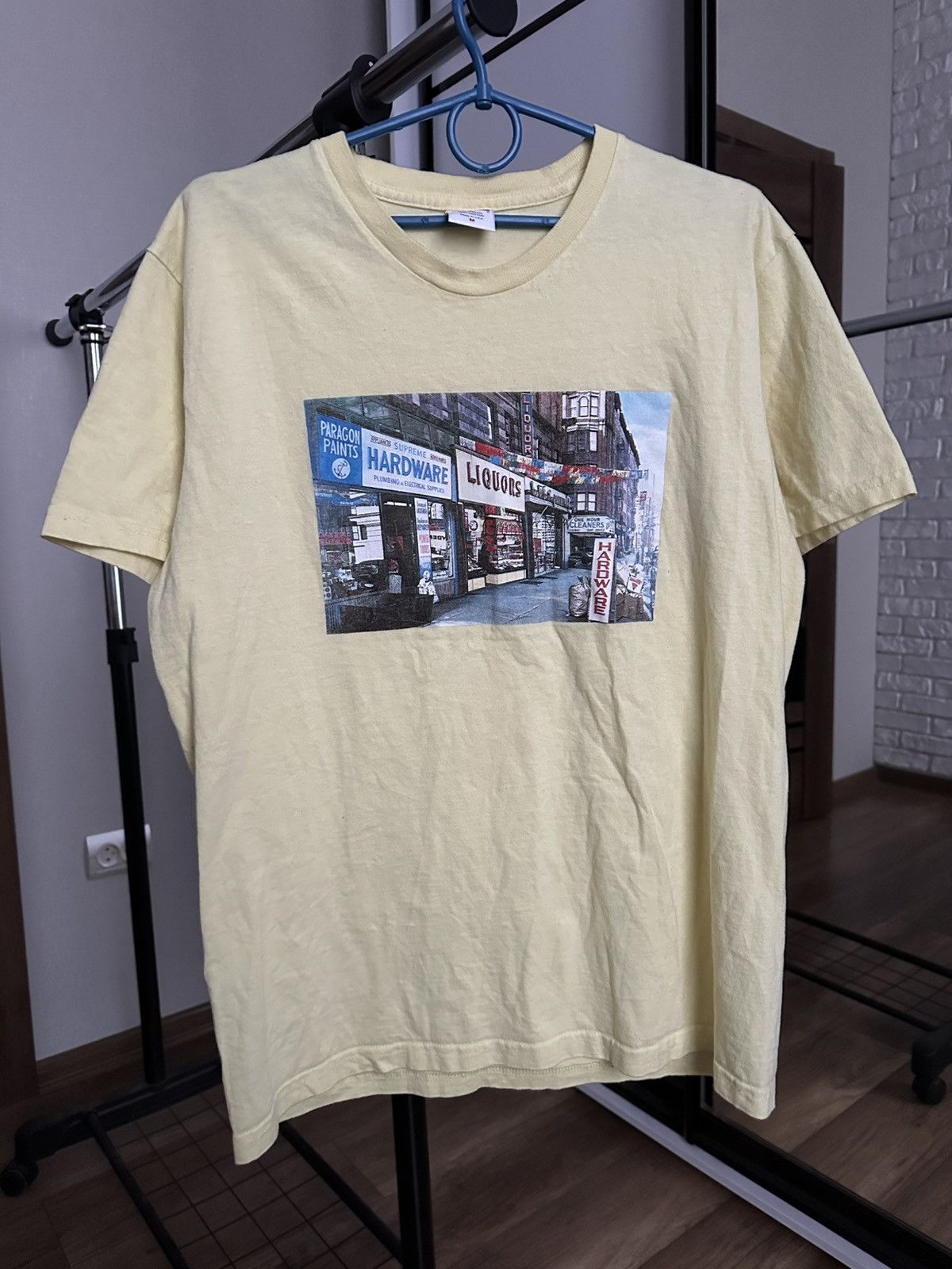Supreme SS18 Supreme Hardware T-Shirt Tee Size US M / EU 48-50 / 2 - 1 Thumbnail
