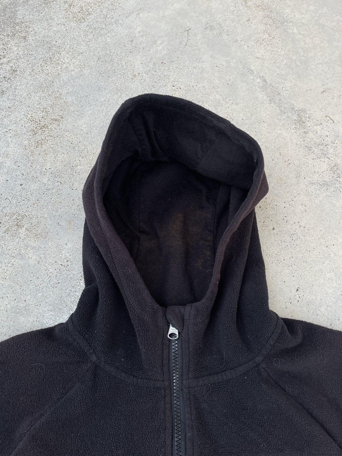 Tommy Hilfiger × Vintage Vintage Faded Black Tommy Hilfiger Zip Up Fleece Size US M / EU 48-50 / 2 - 6 Thumbnail