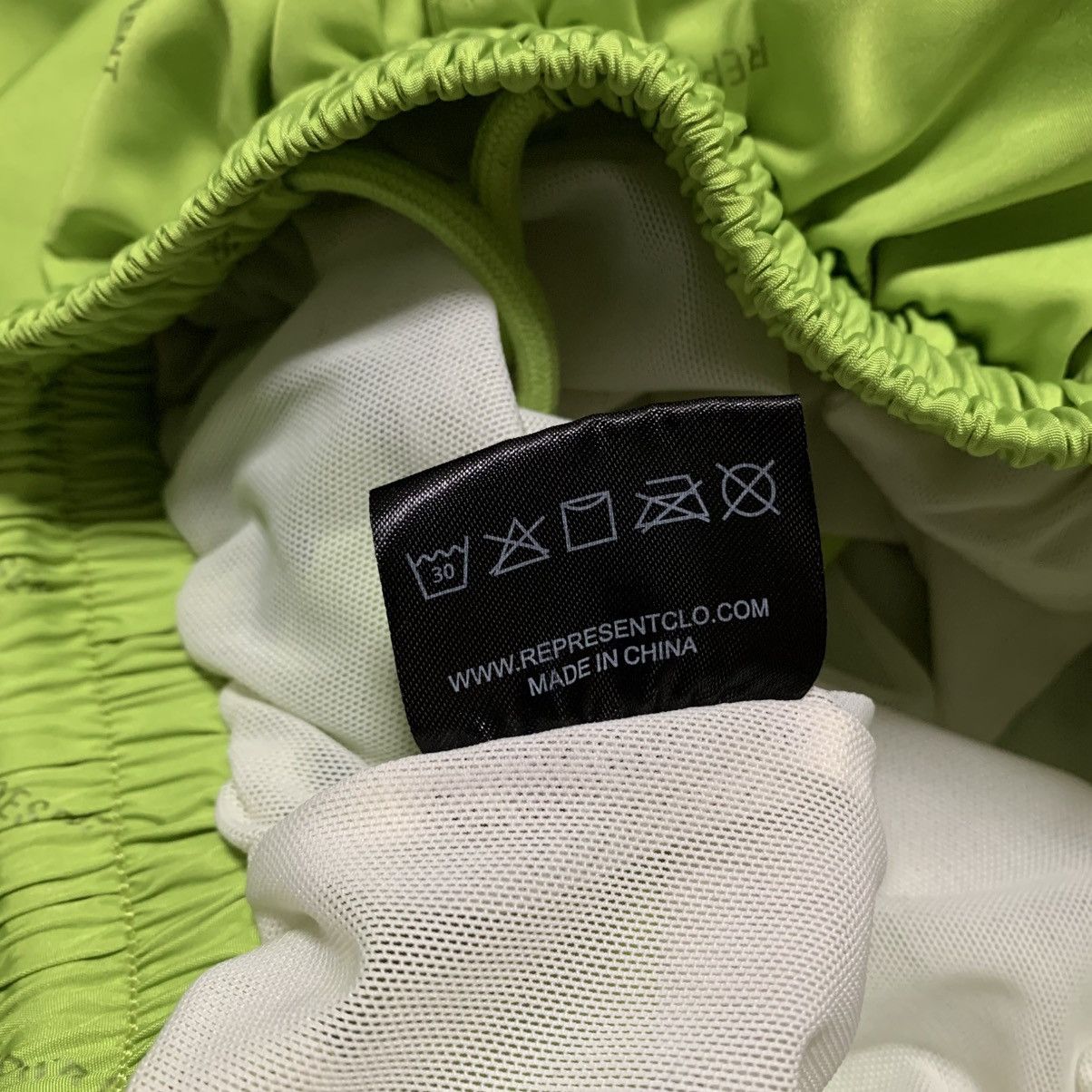 Represent Clo. Represent Small Swim Shorts Lime Green Bottoms Size US 30 / EU 46 - 7 Thumbnail