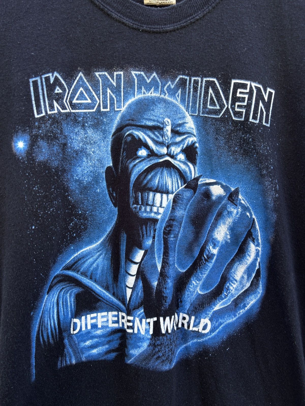 Band Tees × Iron Maiden × Vintage 00s Vintage Iron Maiden Different World T-Shirt In Black Size S / US 4 / IT 40 - 2 Thumbnail