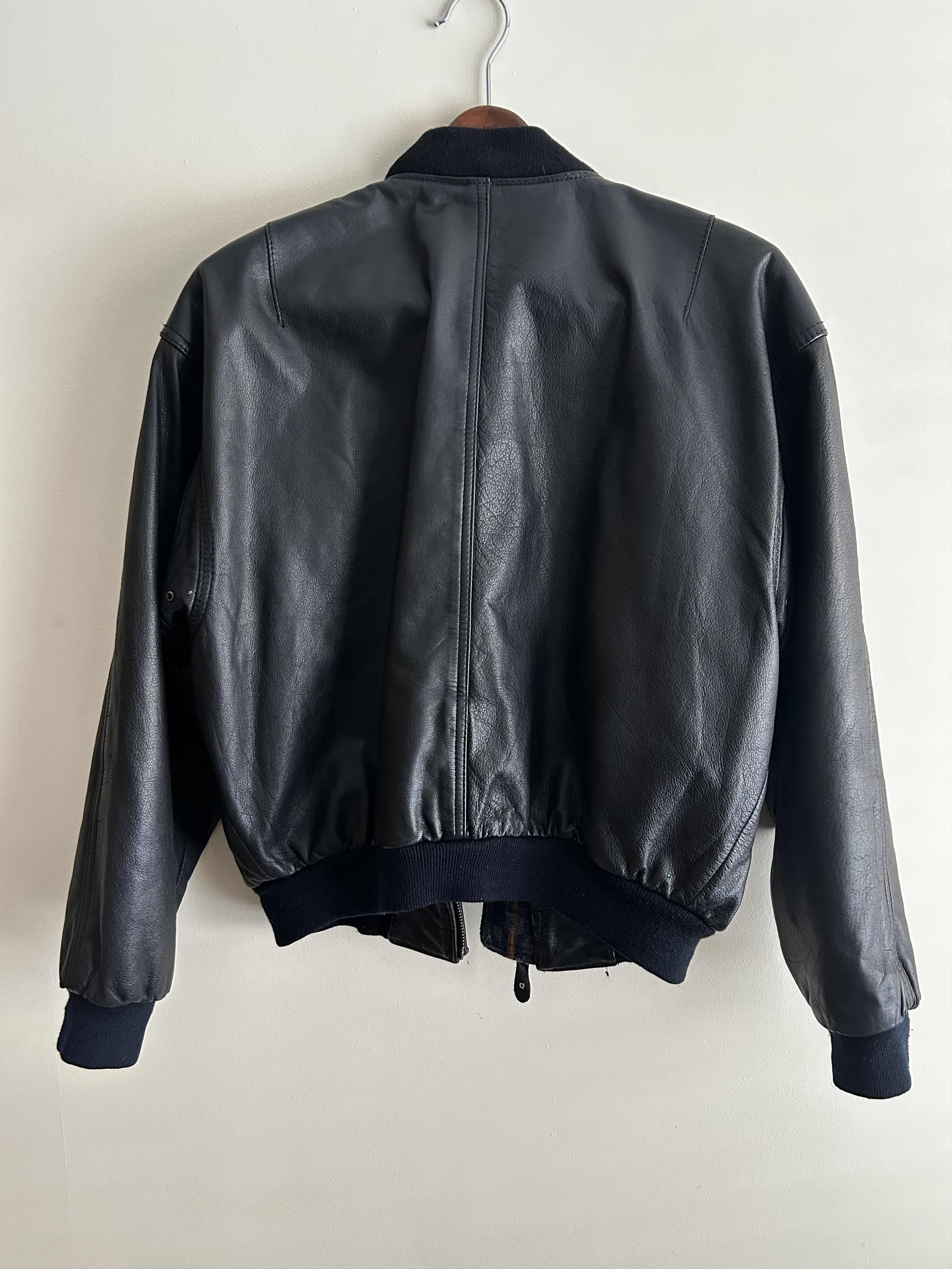 Vintage Leather Jacket (made in Korea) Size US L / EU 52-54 / 3 - 4 Thumbnail