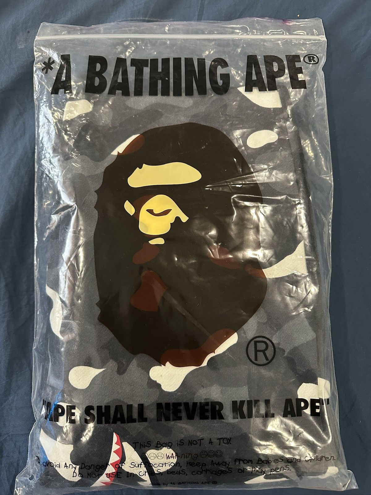 Bape Bape glow in the dark sweatpants Size US 33 - 1 Thumbnail