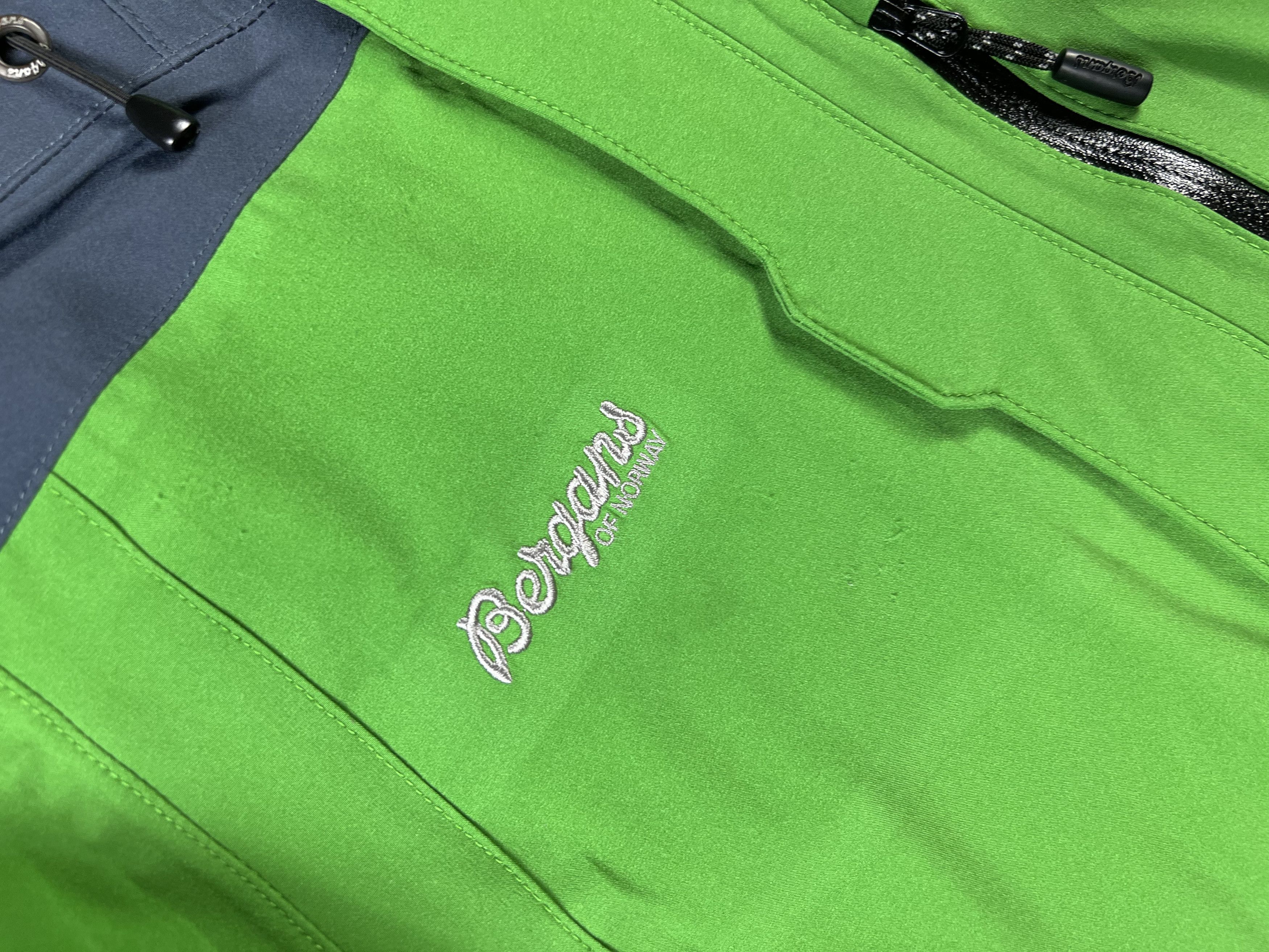 Bergans of Norway Bergans of Norway Jacket M Size US M / EU 48-50 / 2 - 3 Thumbnail
