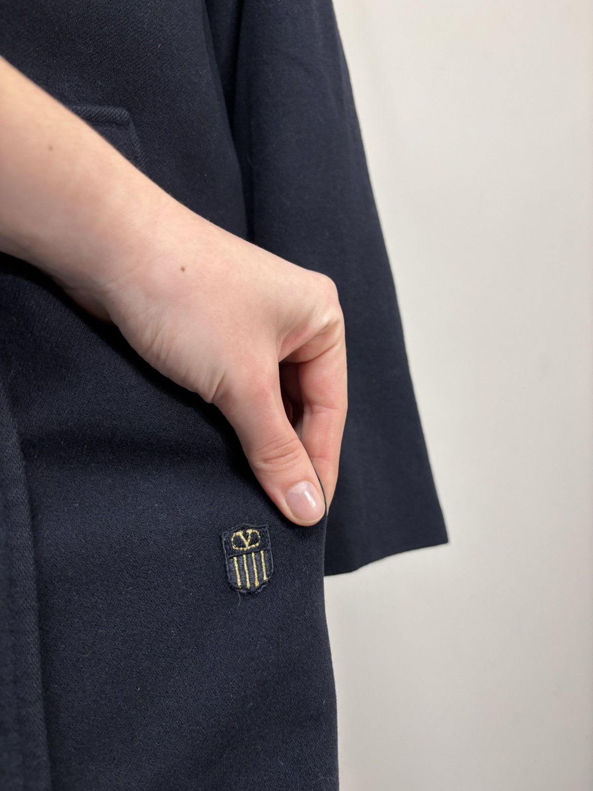 Valentino Vintage Valentino 1980s Wool Cashmere Double Breasted Coat Size US M / EU 48-50 / 2 - 6 Thumbnail