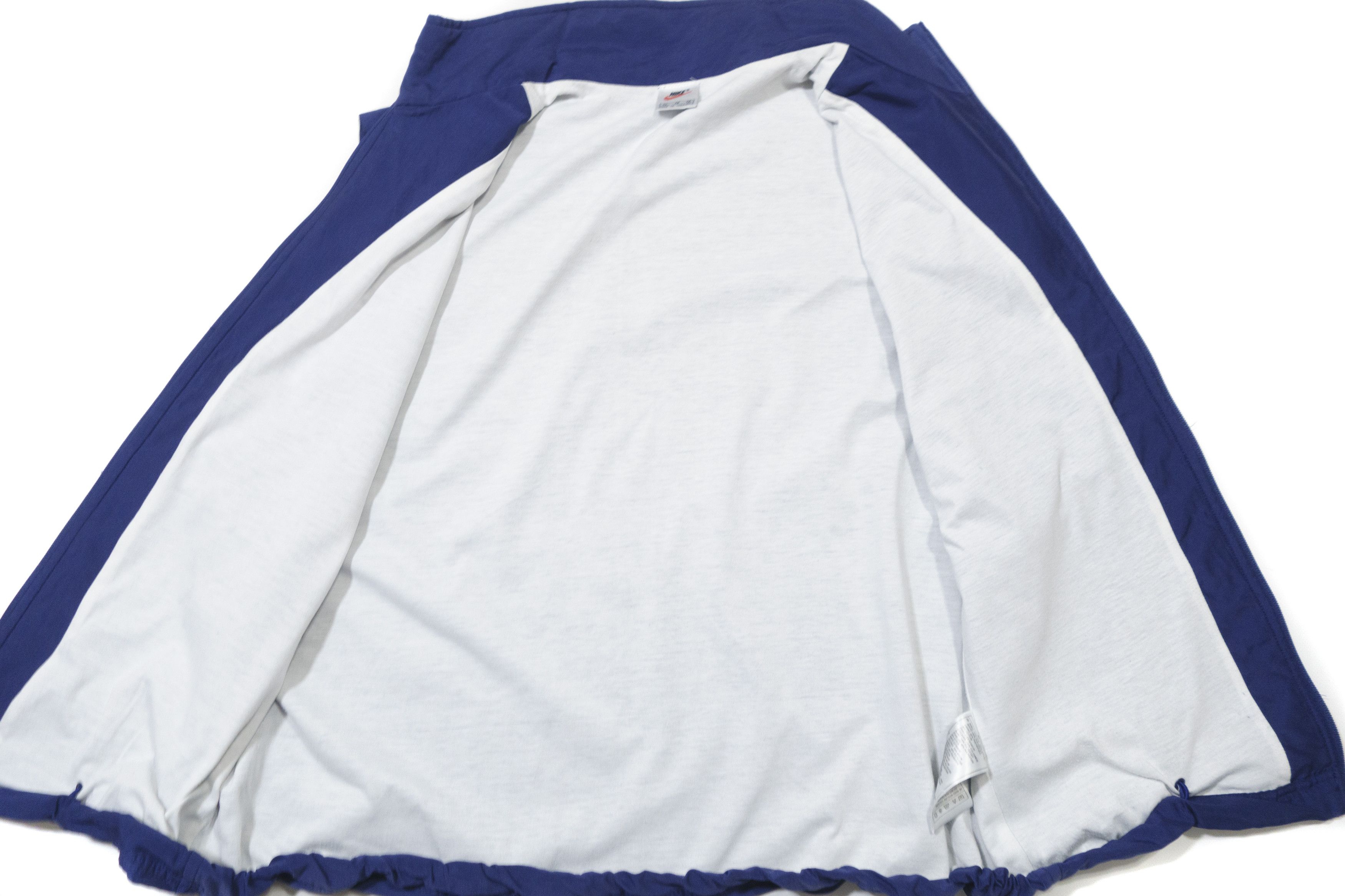 Nike 90S Court Logo Nylon Vest Size US XL / EU 56 / 4 - 5 Thumbnail