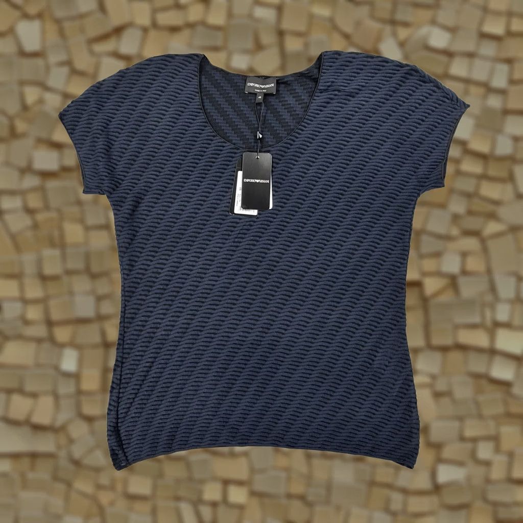Emporio Armani Emporio Armani T Shirt Womens 16 UK IT 48 Knitted Top Short Sleeves Navy Blue Size XXL / US 16-18 / IT 52-54 - 1 Thumbnail