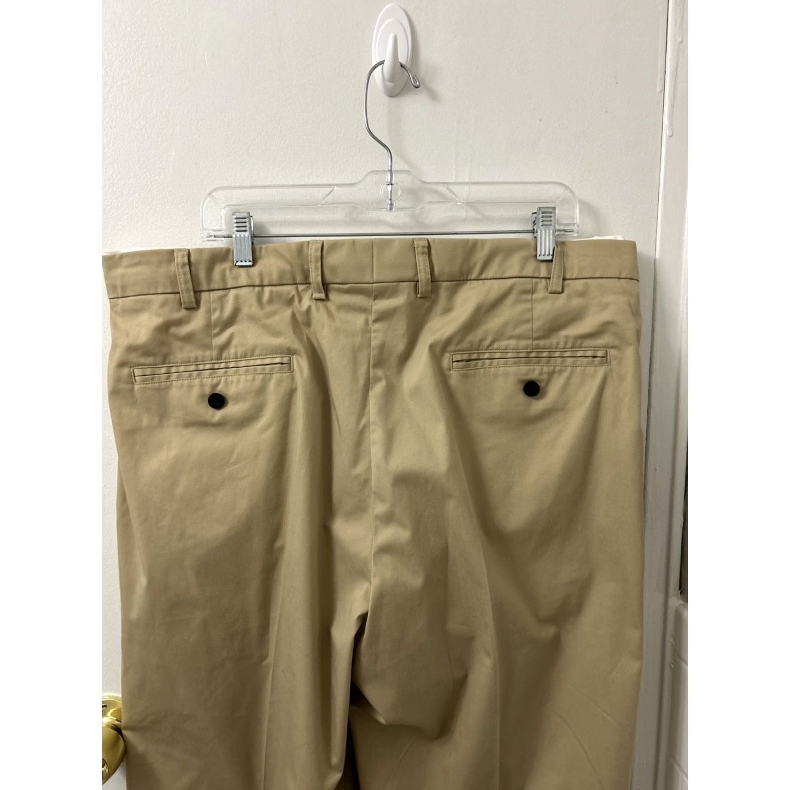 Orvis VINTAGE Orvis Pants Mens 40x29 Tan Chino Pleated Cuffed Straight Leg YKK Regular 90s Womens? Size US 40 / EU 56 - 7 Thumbnail