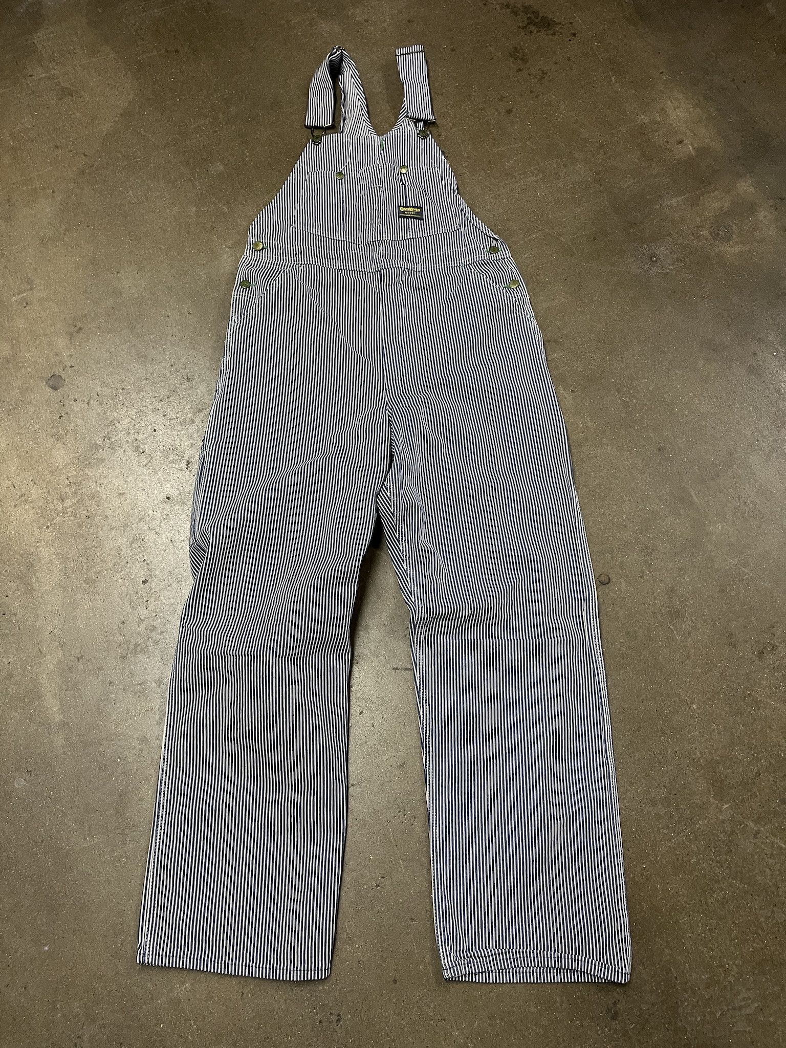 Carhartt × Vintage Vintage 1990s Osh Kosh Overalls Size 34 Size US M / EU 48-50 / 2 - 1 Thumbnail