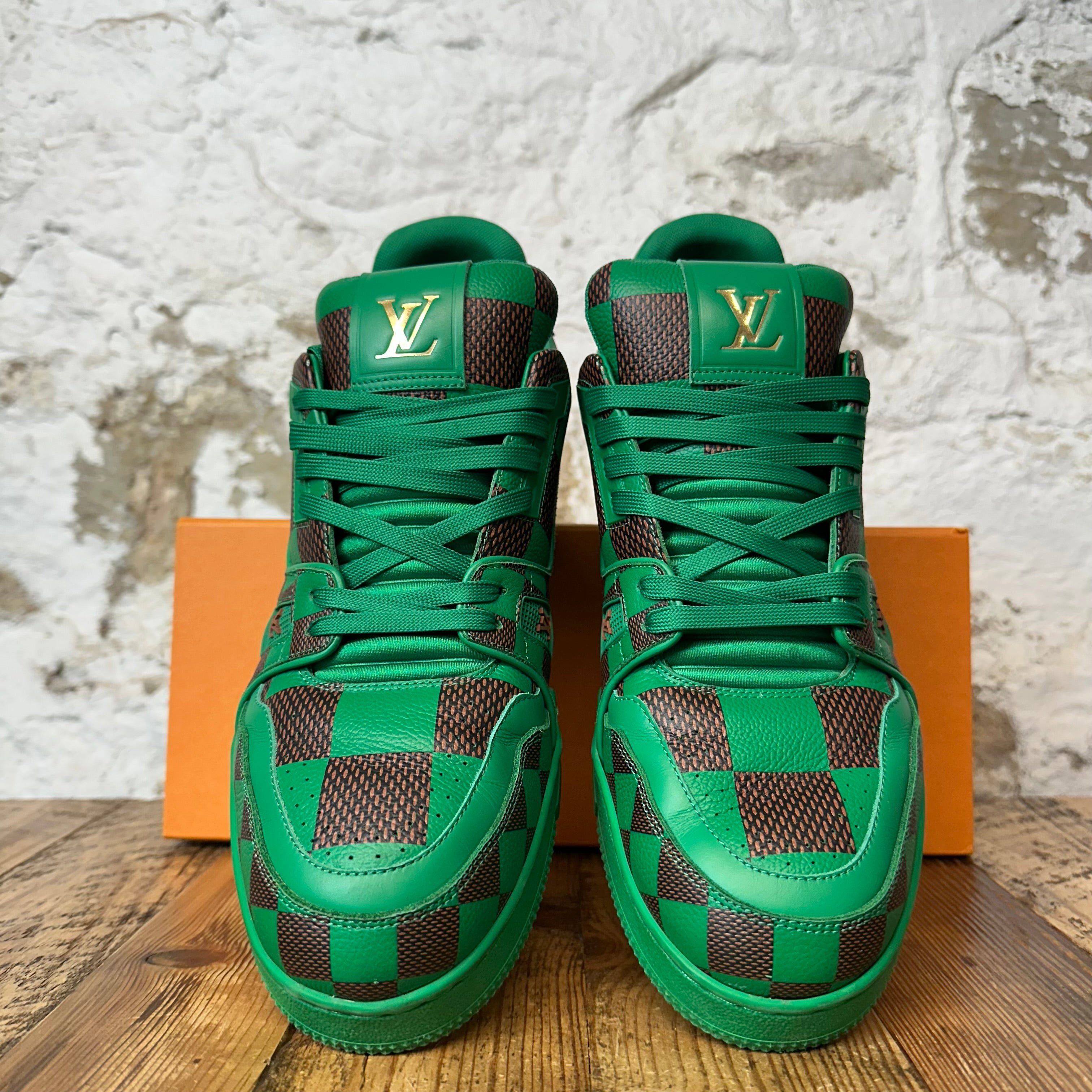 Louis Vuitton Louis Vuitton Damier Green Trainer Sneaker Sz 11.5 (10LV) Size US 11.5 / EU 44-45 - 3 Thumbnail