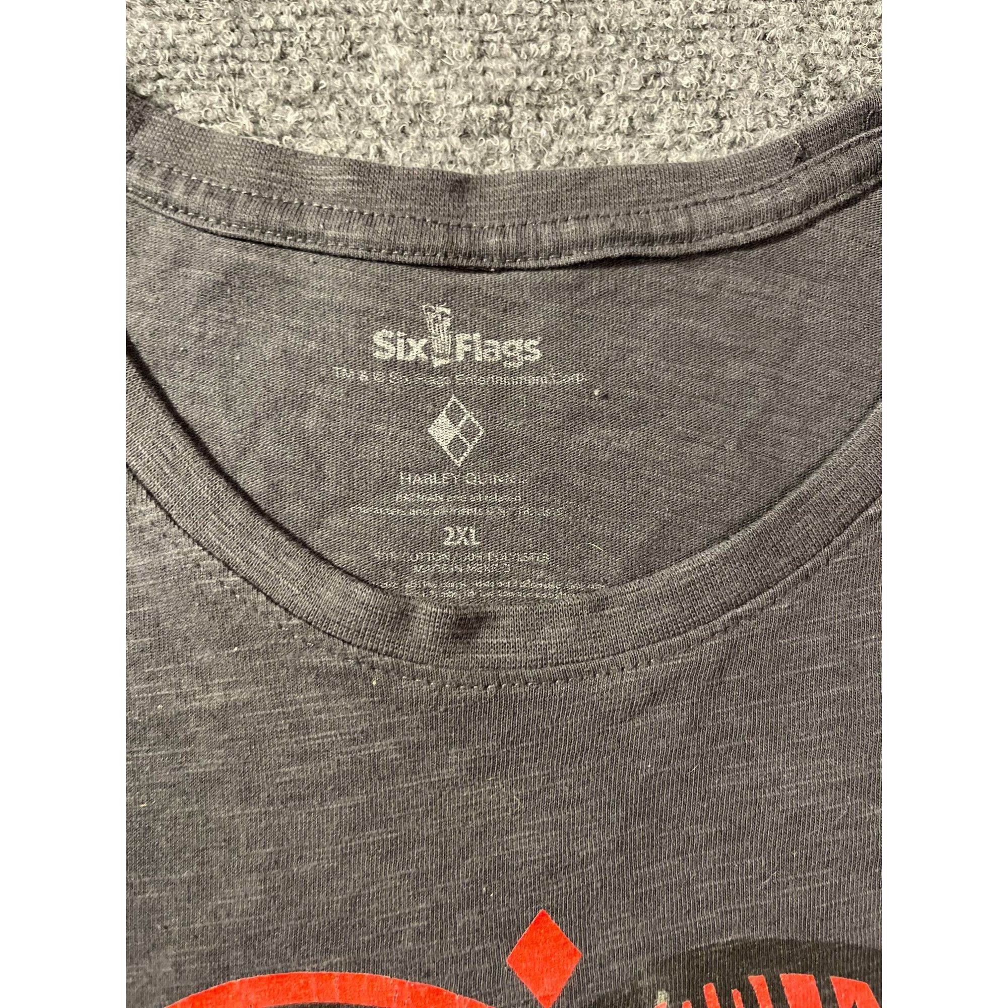 Gildan six flags harley quin tank top size 2XL Size US XXL / EU 58 / 5 - 3 Thumbnail