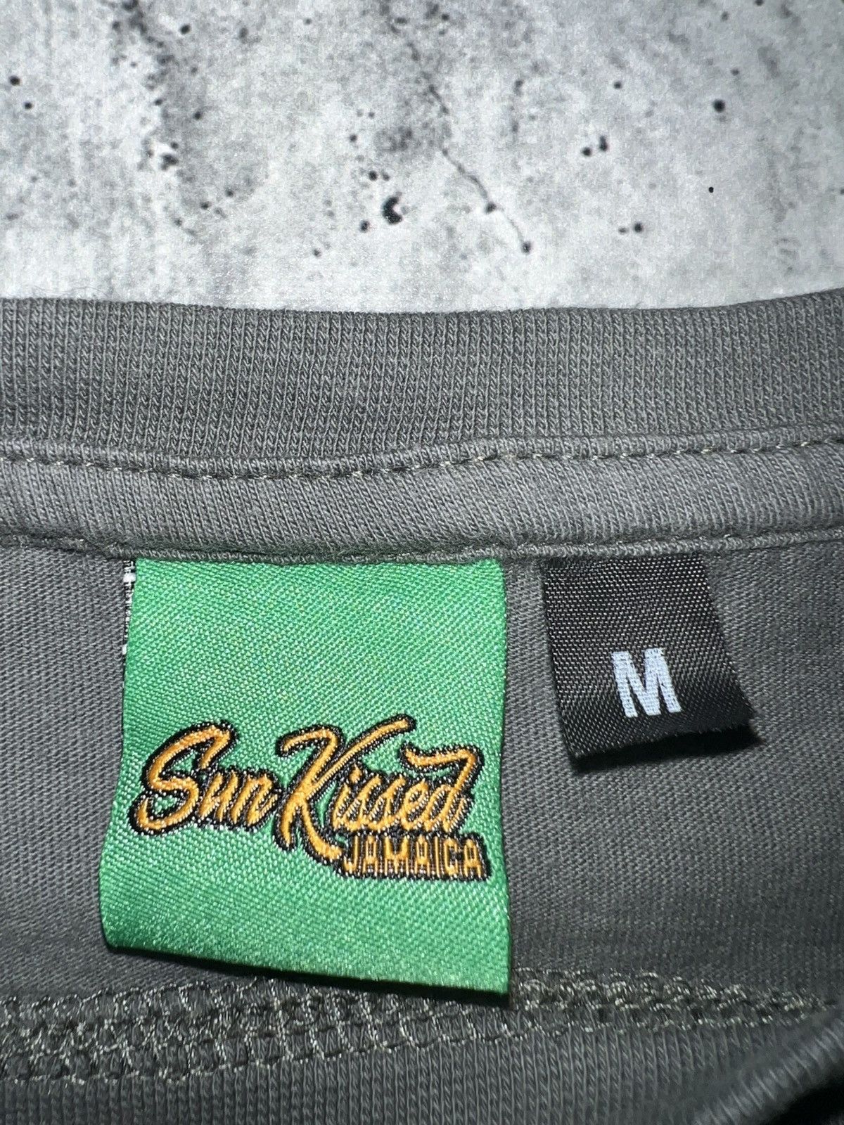 Vintage Vintage Y2K Jamaica Graphic Tee Size US M / EU 48-50 / 2 - 3 Thumbnail