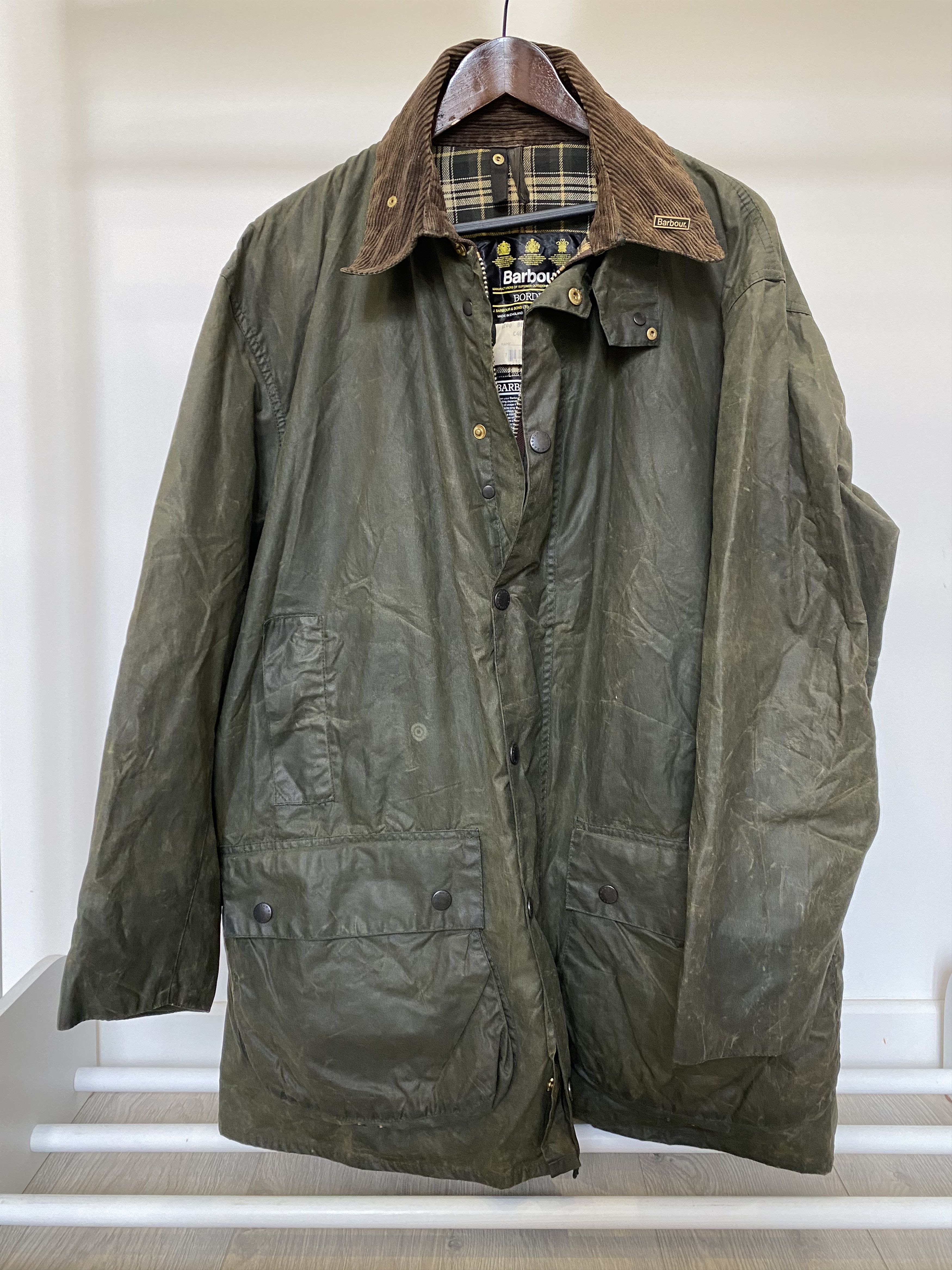 image of Barbour Vintage Waxed Border Jacket Size C 46 in Olive, Men's