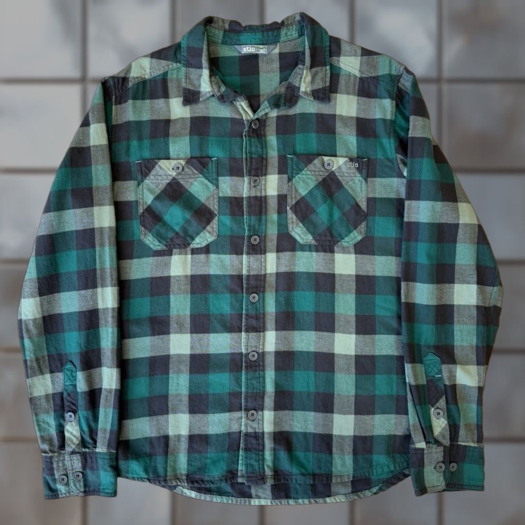 Vintage Stio Flannel Button-Up Shirt M Green Black Casual Workwear Wyoming Mens Shirt Size US M / EU 48-50 / 2 - 1 Thumbnail